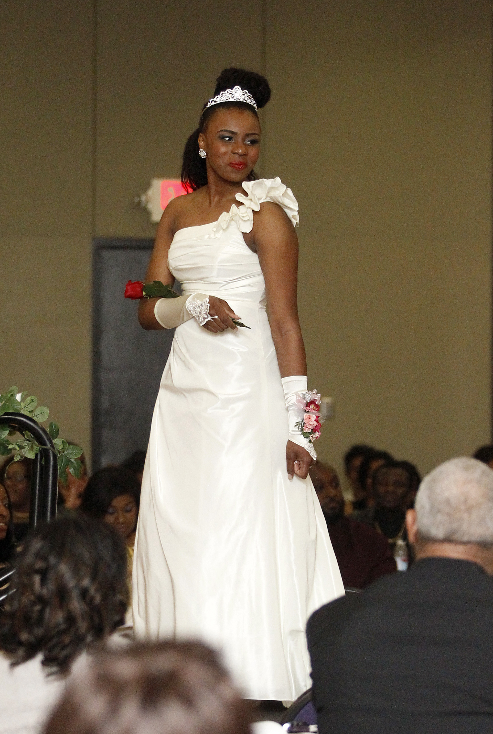 Iowa cotillion readies women of color for their future