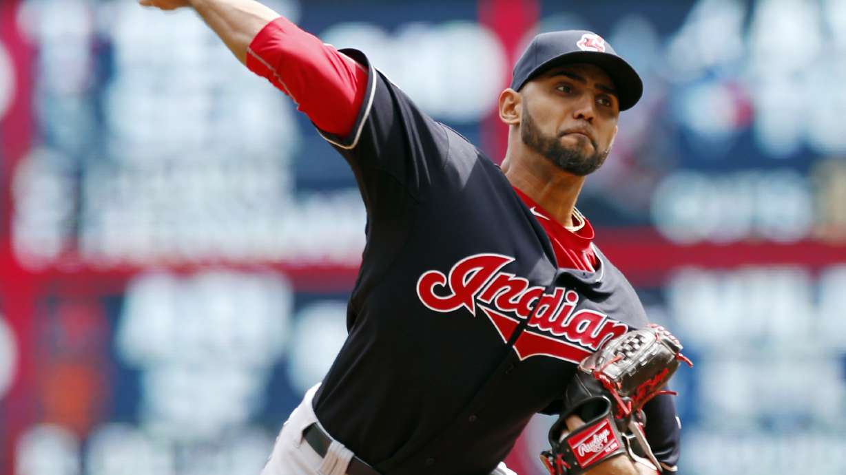 With sparkling season debut by Salazar, Indians top Twins