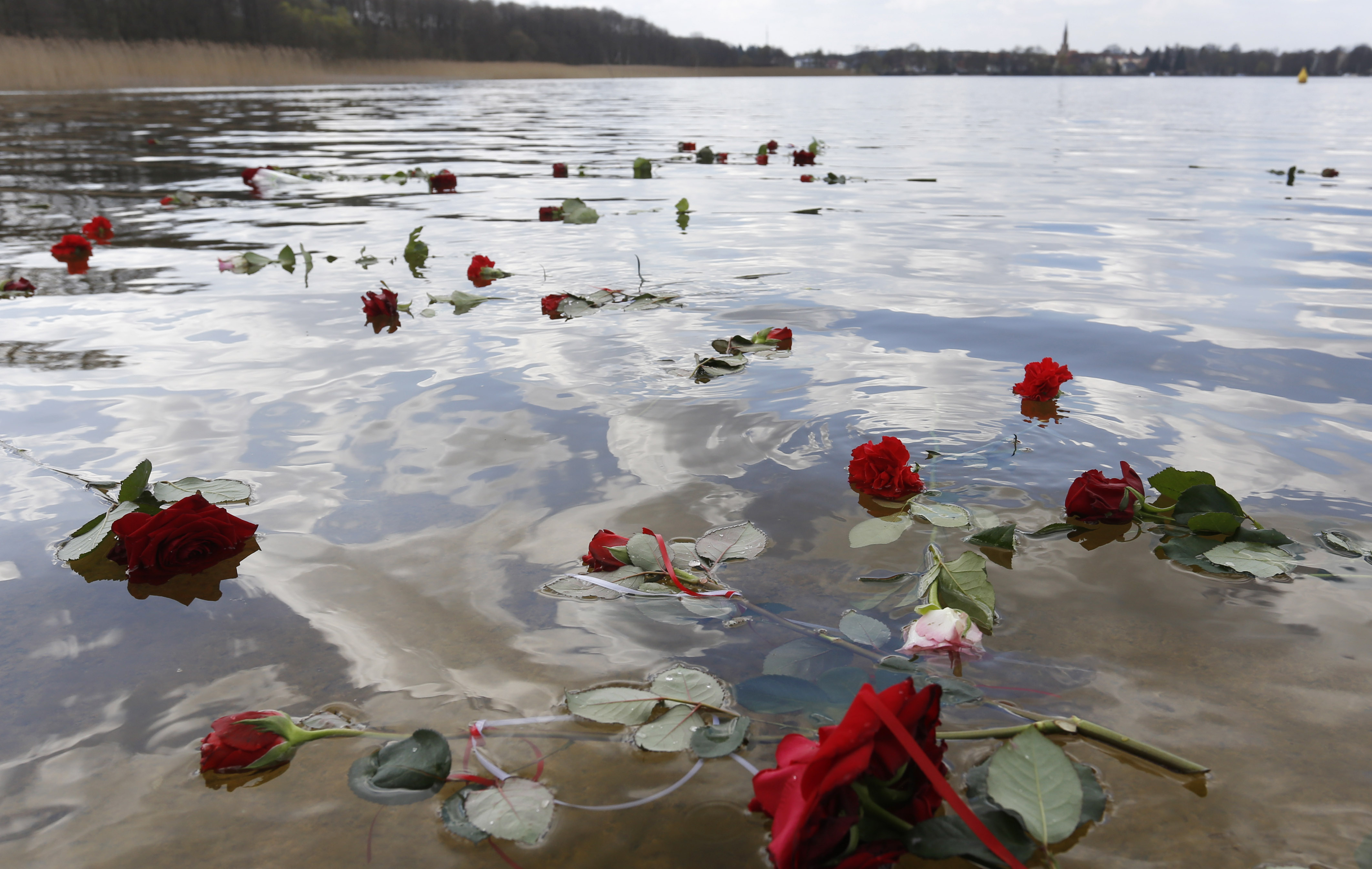 Ceremonies mark liberation of 2 Nazi camps 70 years ago