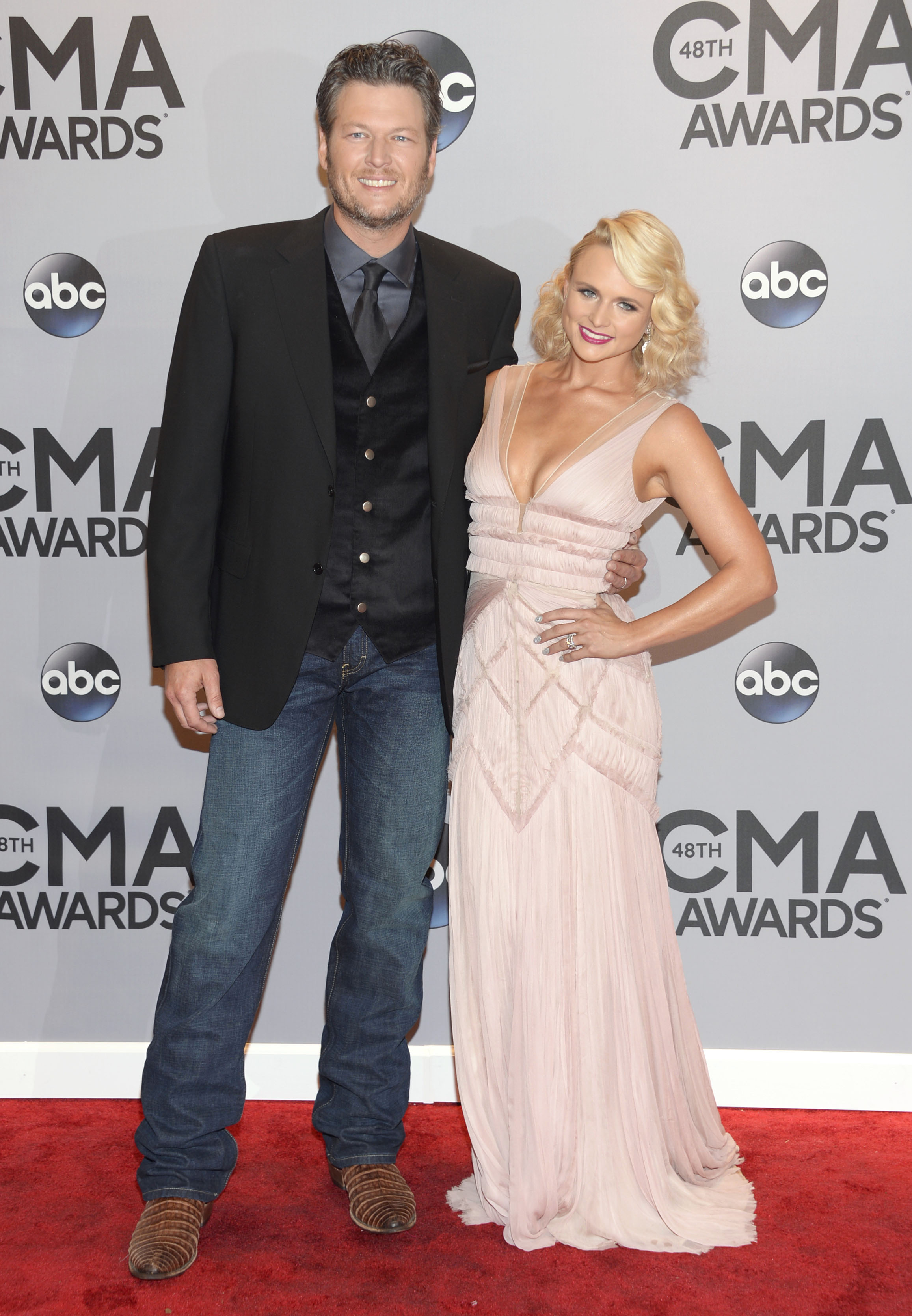 Lambert wins 4, but Luke Bryan takes top prize at ACM Awards