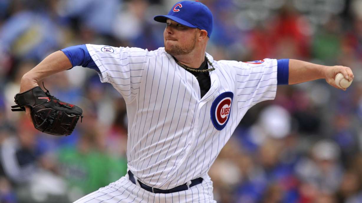 Lester makes nifty play, but loses again as Padres top Cubs