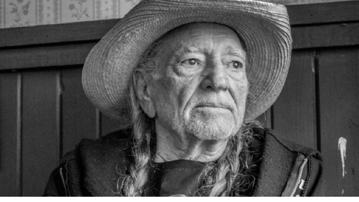Willie Nelson tendrá marca de marihuana