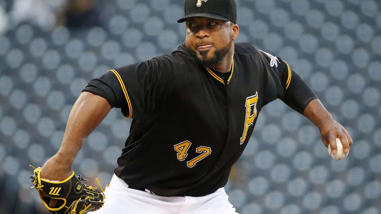 Cubs ride Castro to 9-8 comeback win over Pirates