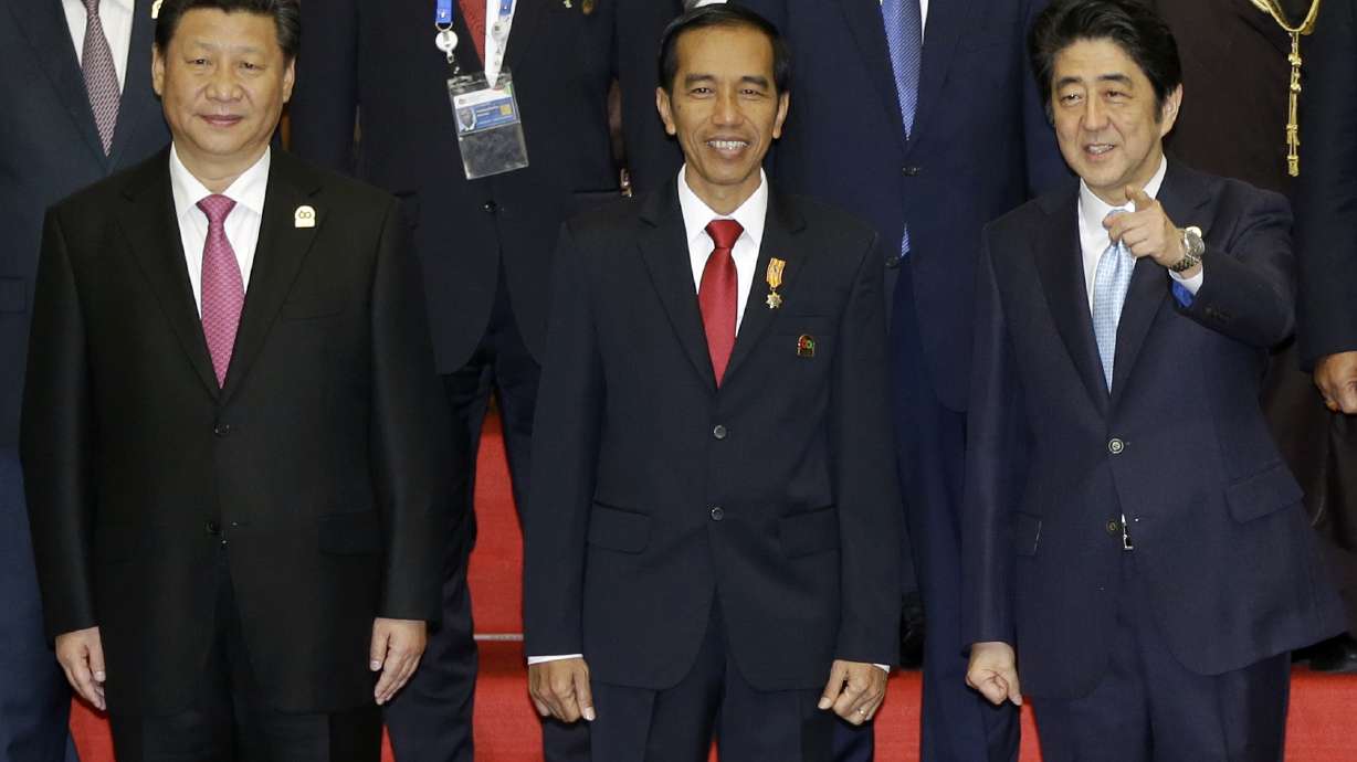 Japanese leader doesn't offer customary apology for WWII