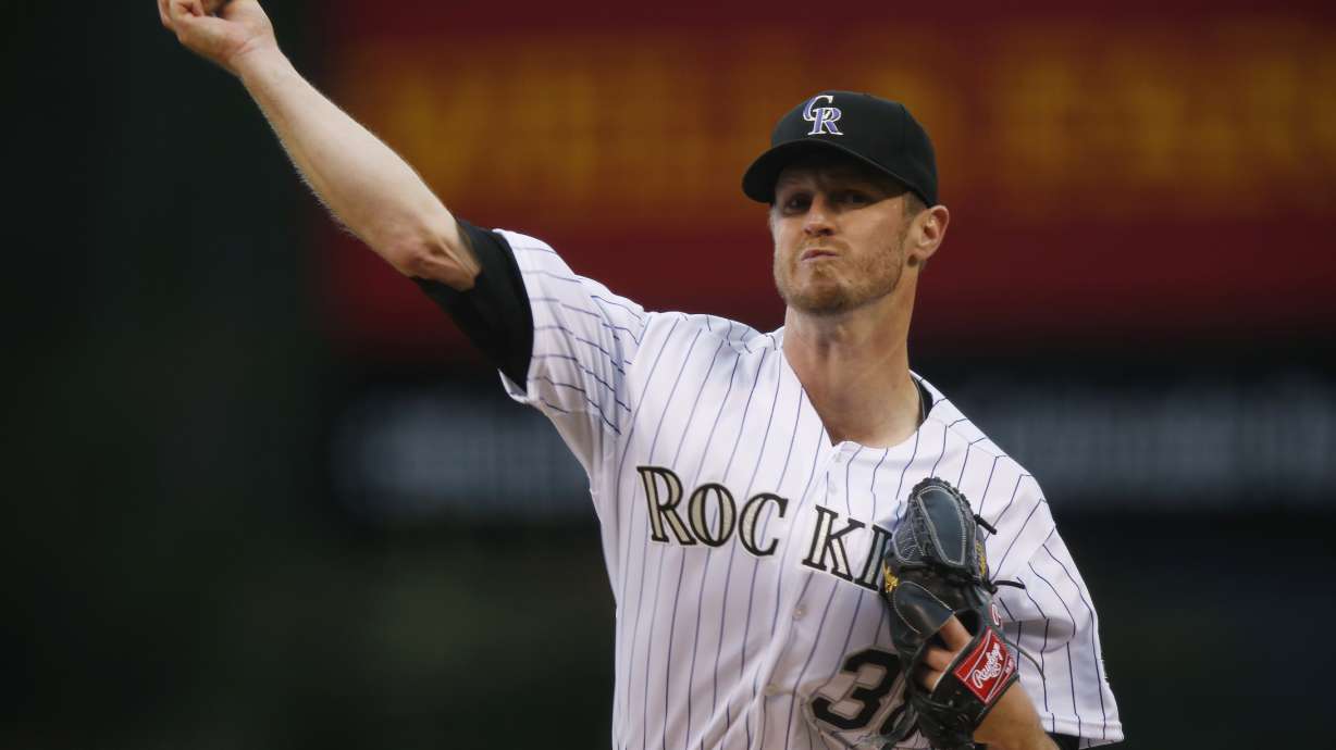 Descalso lifts Rockies to 5-4 win over Padres in 9th