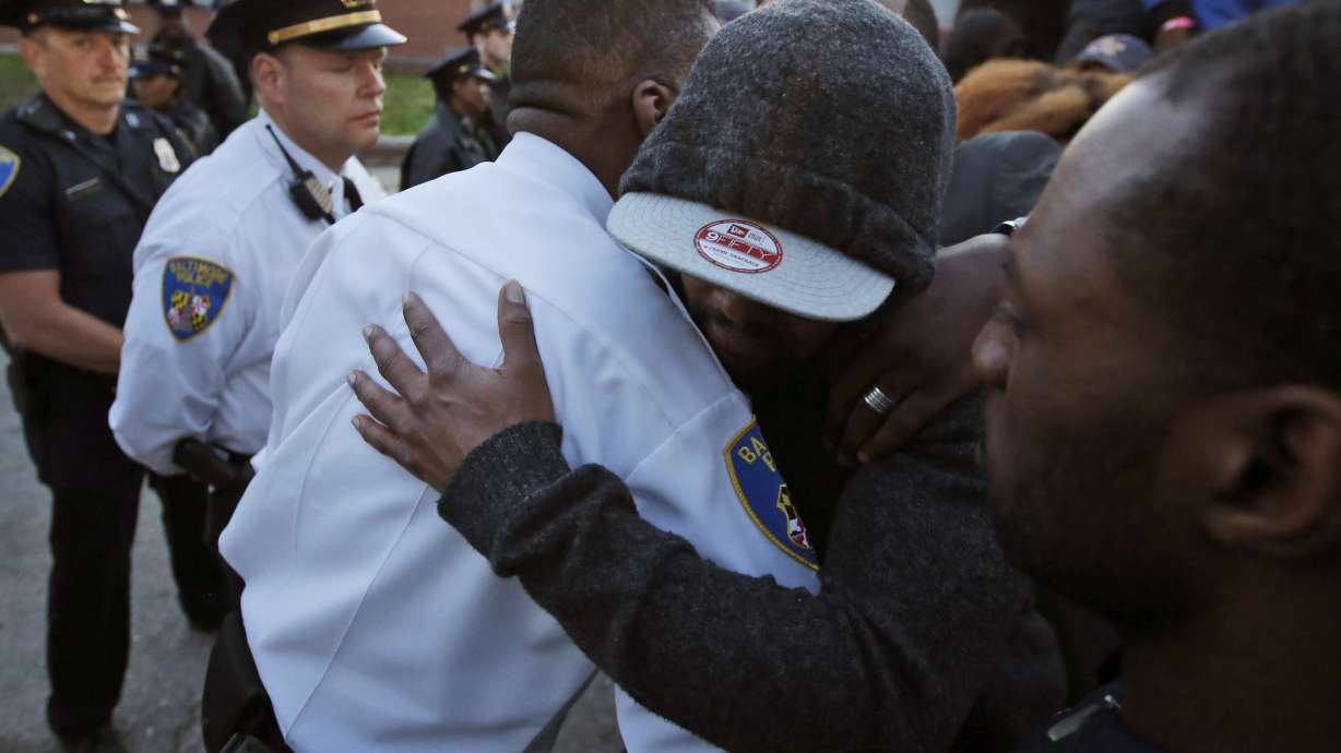 Man's death after arrest exposes tensions in Baltimore