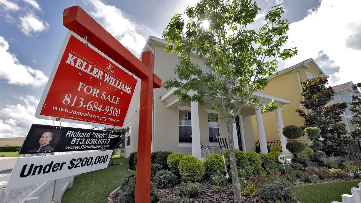 Average US rate on 30-year mortgage slips to 3.65 percent