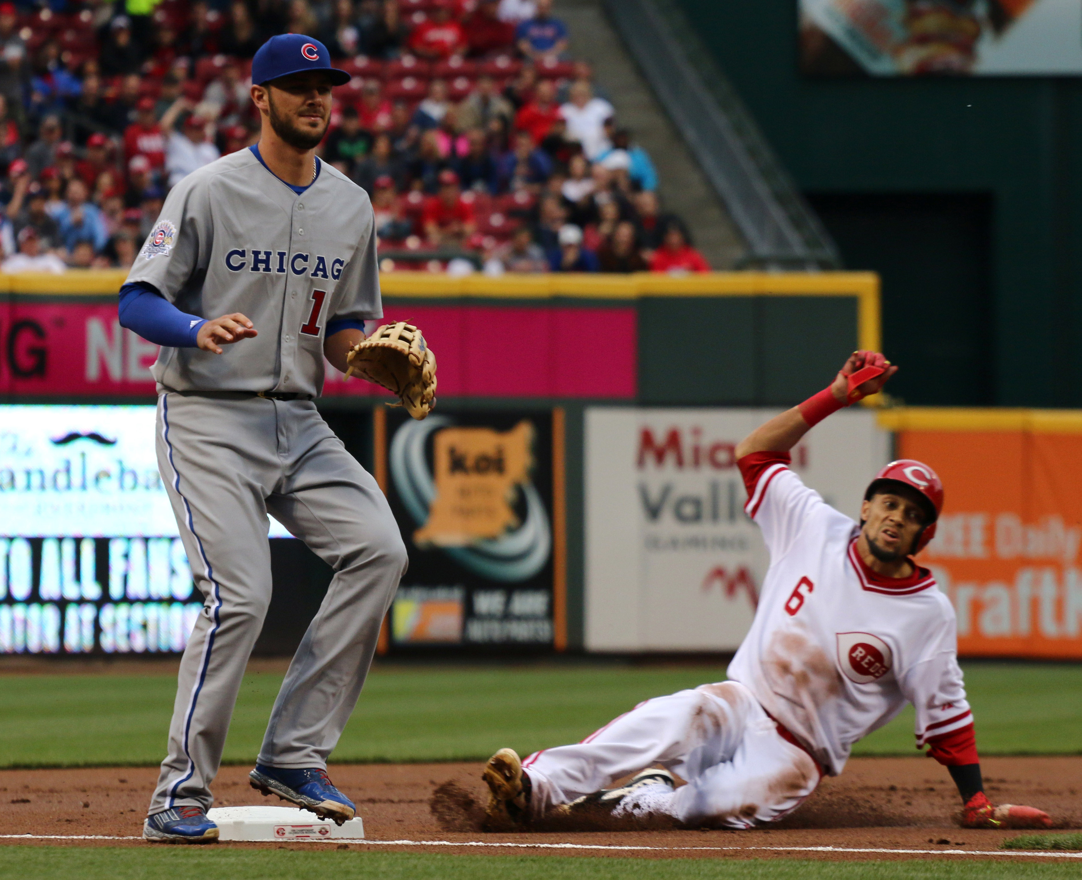 Cubs score 4 times in 11th for 7-3 win over Reds