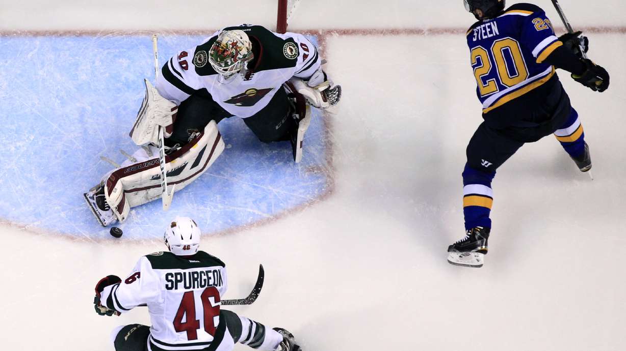 Wild beat Blues 4-1 behind Dubnyk, take 3-2 series lead