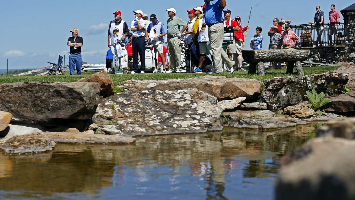 Sandy Lyle, Ian Woosnam team to lead Legends of Golf