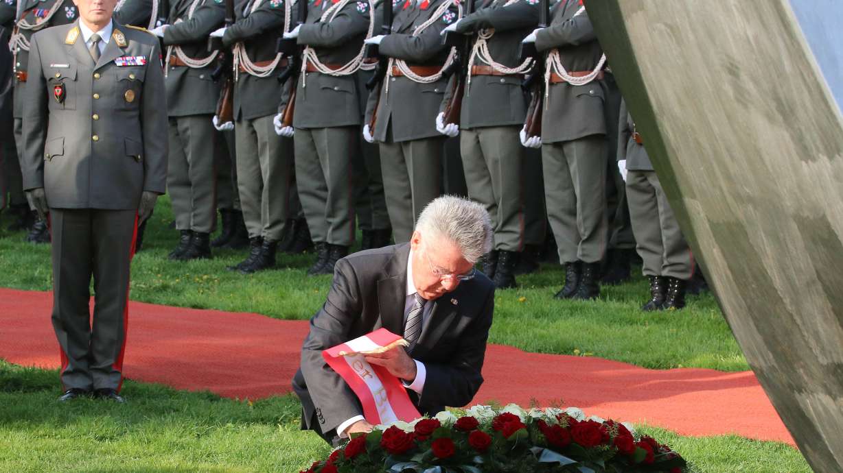 Austria's president warns against extreme-right sentiment