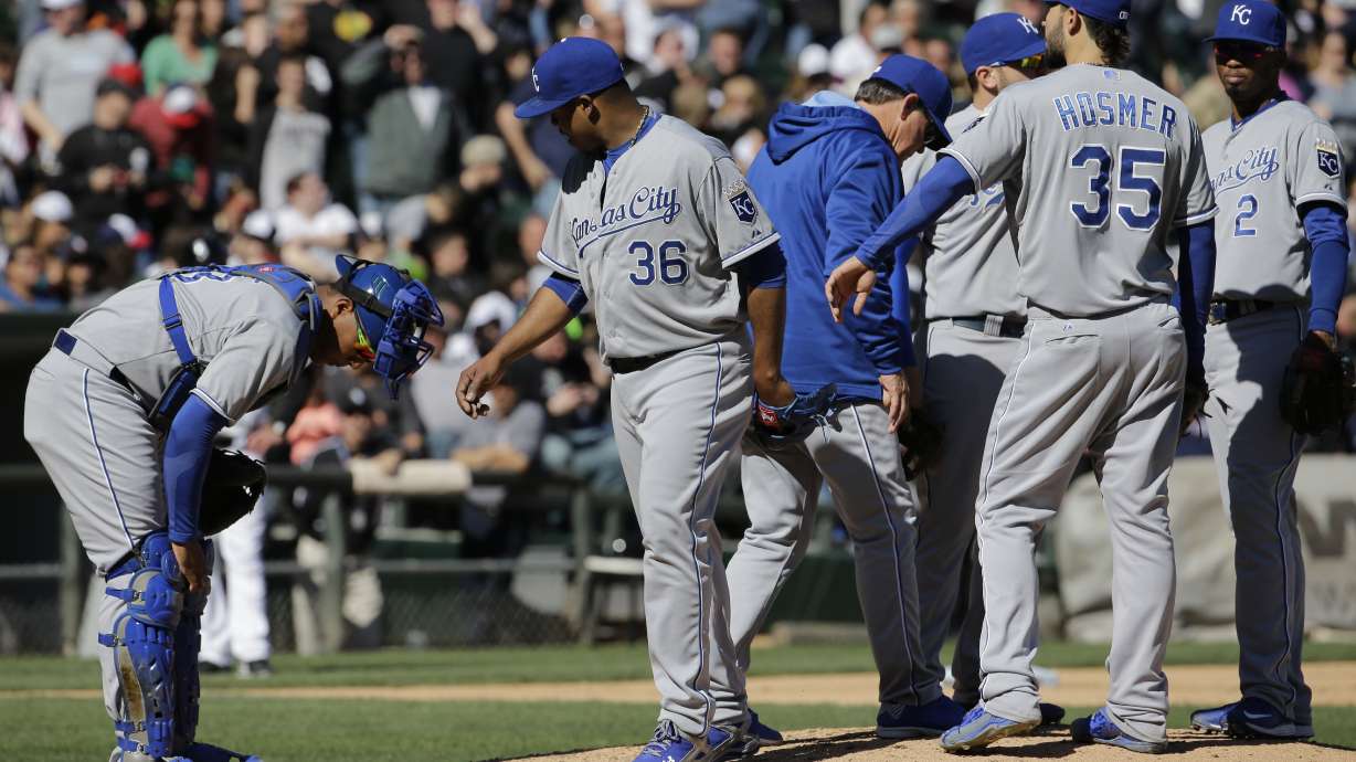 Royals' Edinson Volquez drops appeal, starts 5-game ban