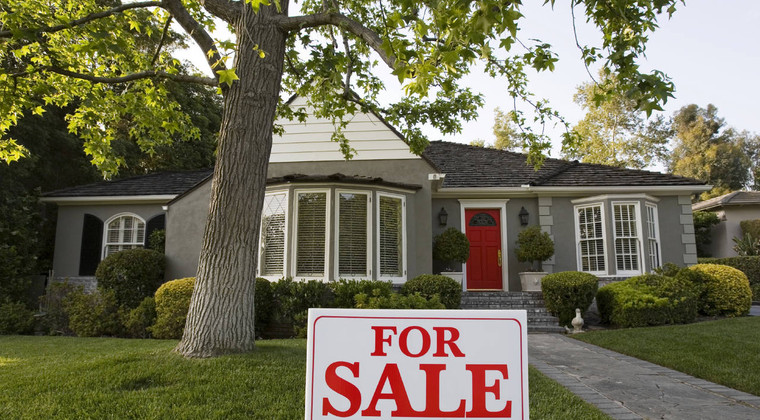 The dos and don'ts of selling your home in the spring