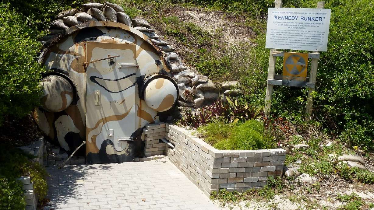 Los búnkeres de la época de la Guerra Fría dan a los visitantes una vista al pasado