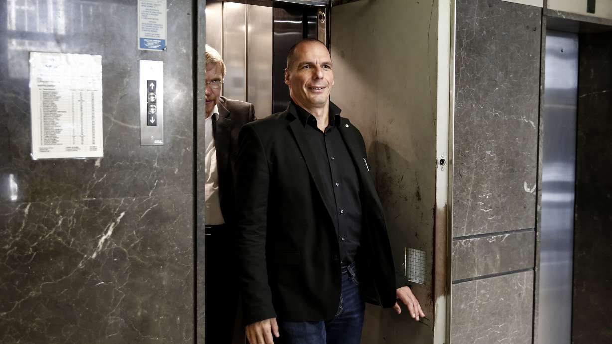 Greece to present reforms draft to creditors to unlock loans