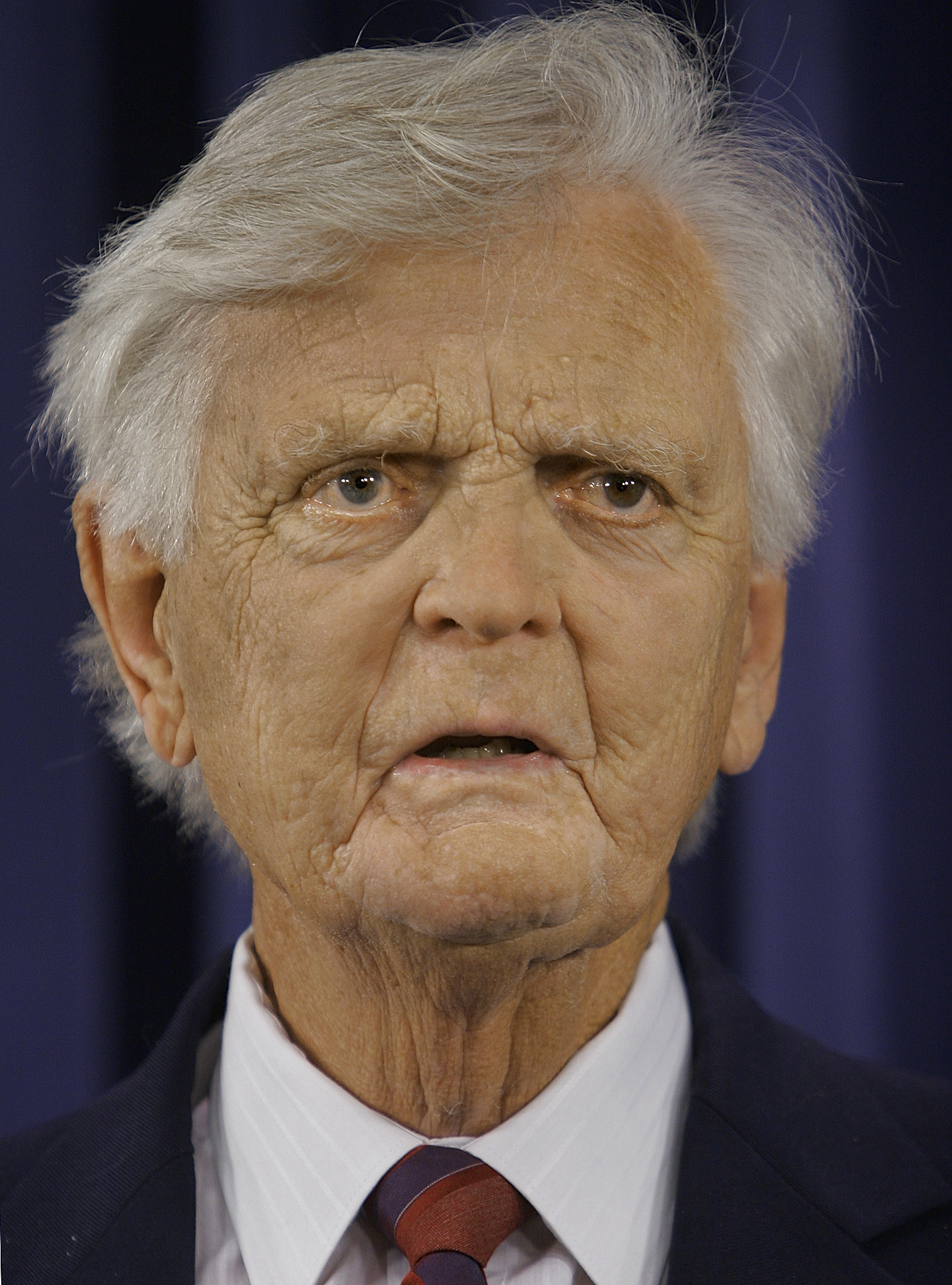 Ex- Illinois Gov. Walker, who served prison term, dies at 92