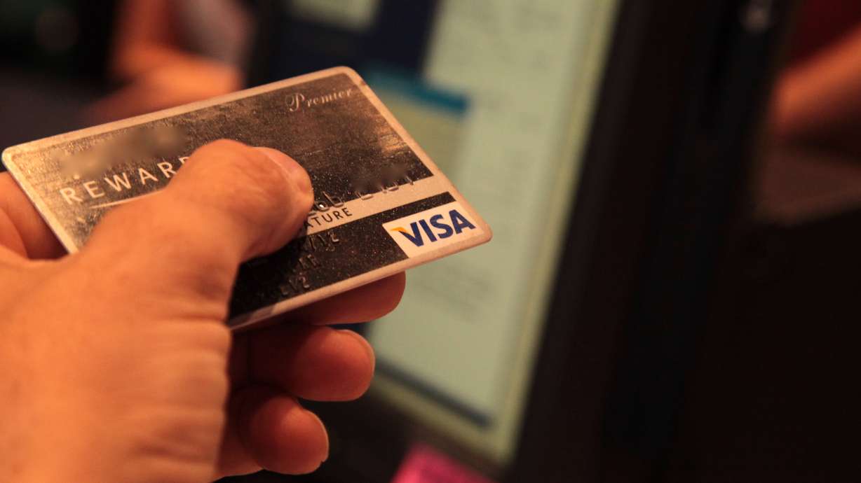 Overdraft fees top $1 billion at the big 3 banks