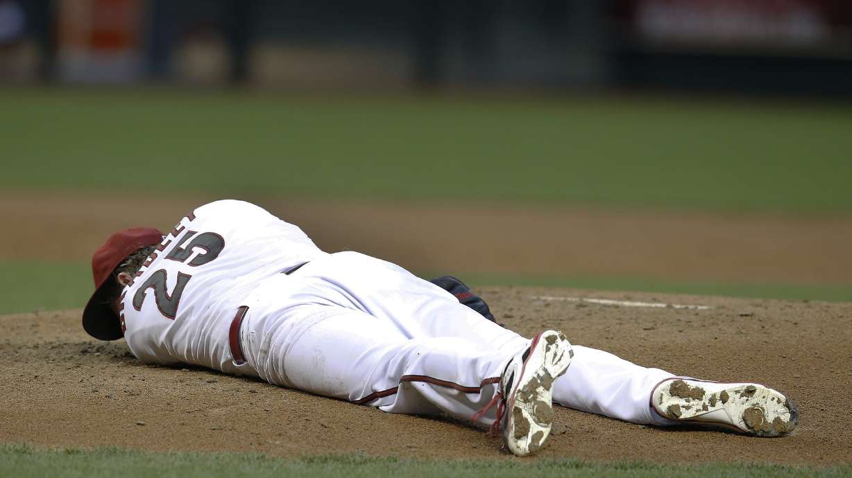Arizona's Bradley to DL after getting struck by line drive