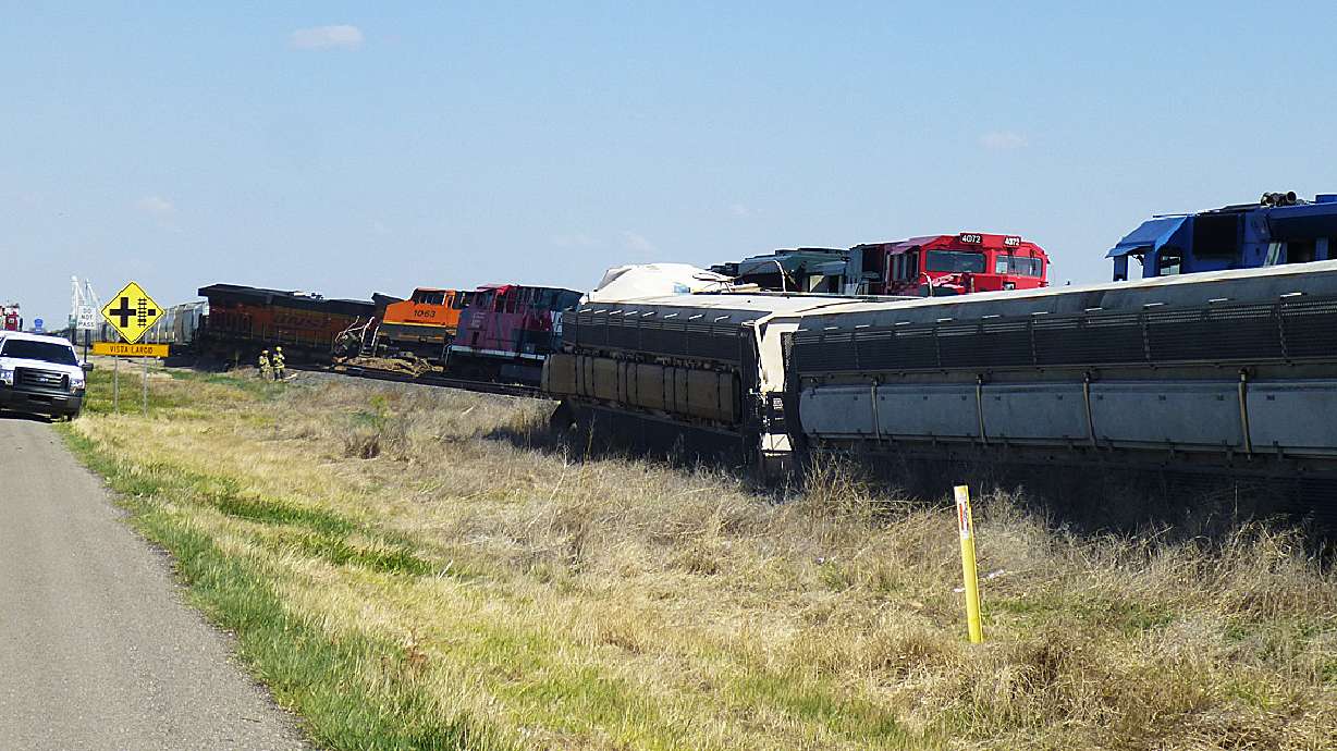 NTSB: Train worker likely to survive if he hadn't jumped