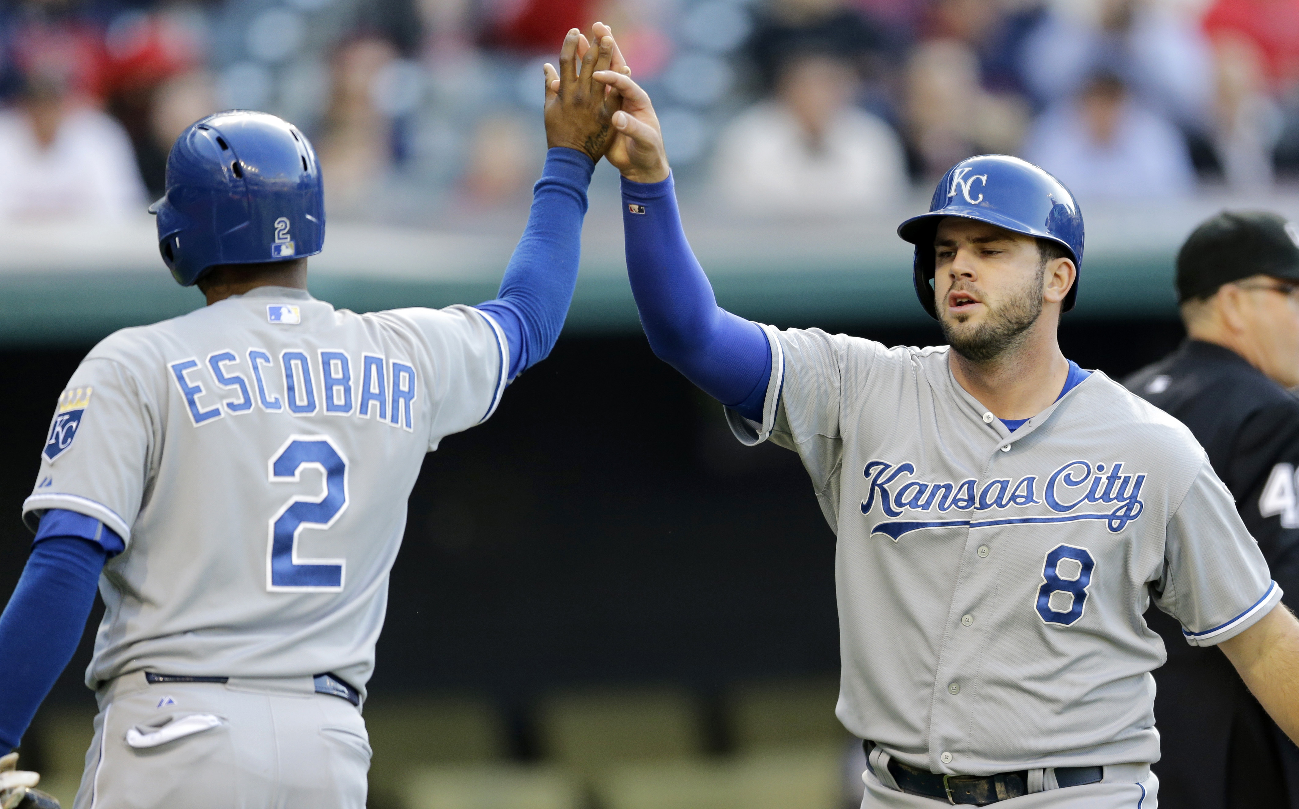 Royals' Escobar hit in head by pitch