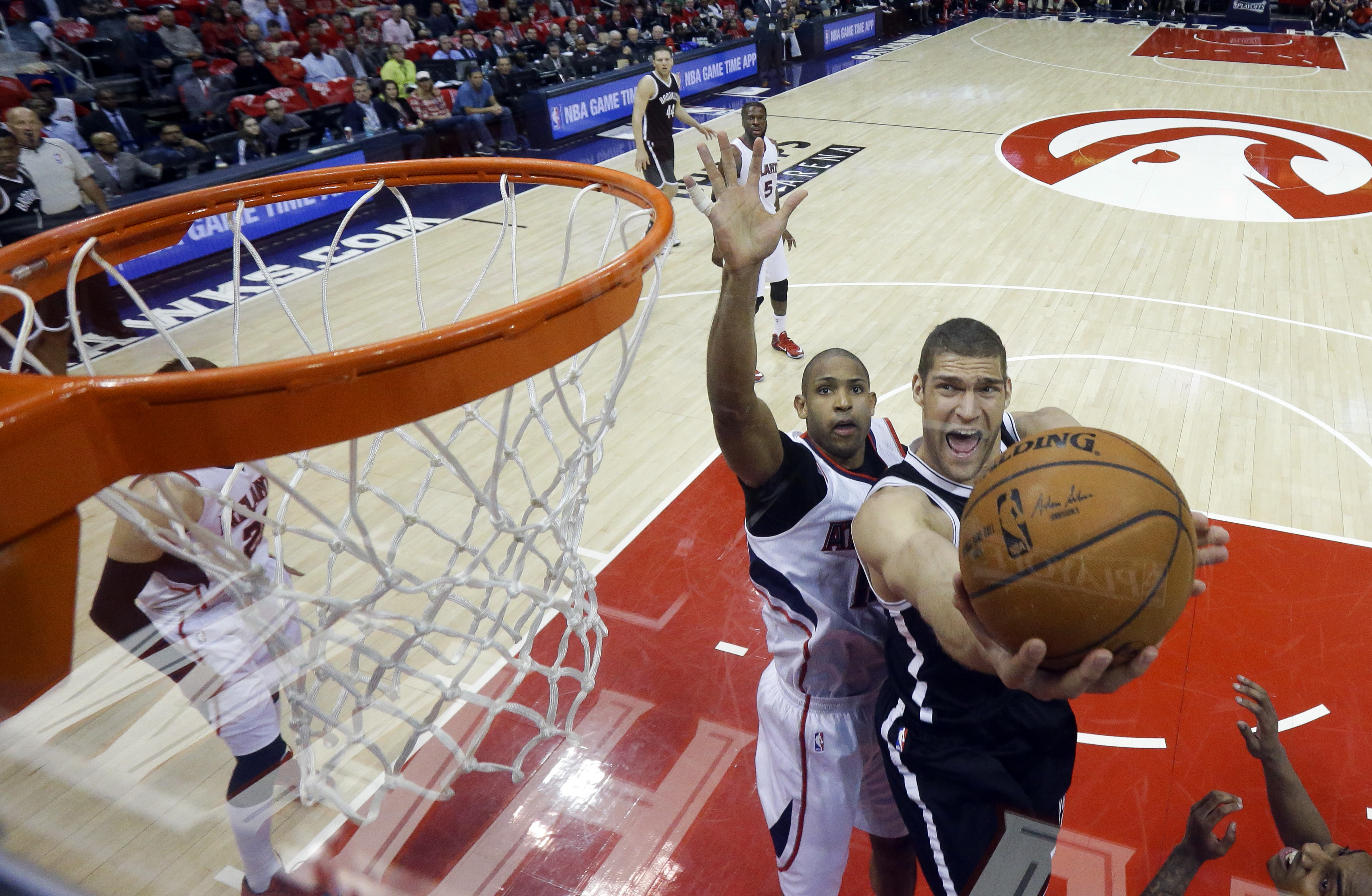 Horford, Teague help Hawks hold off Nets 107-97 for 3-2 lead