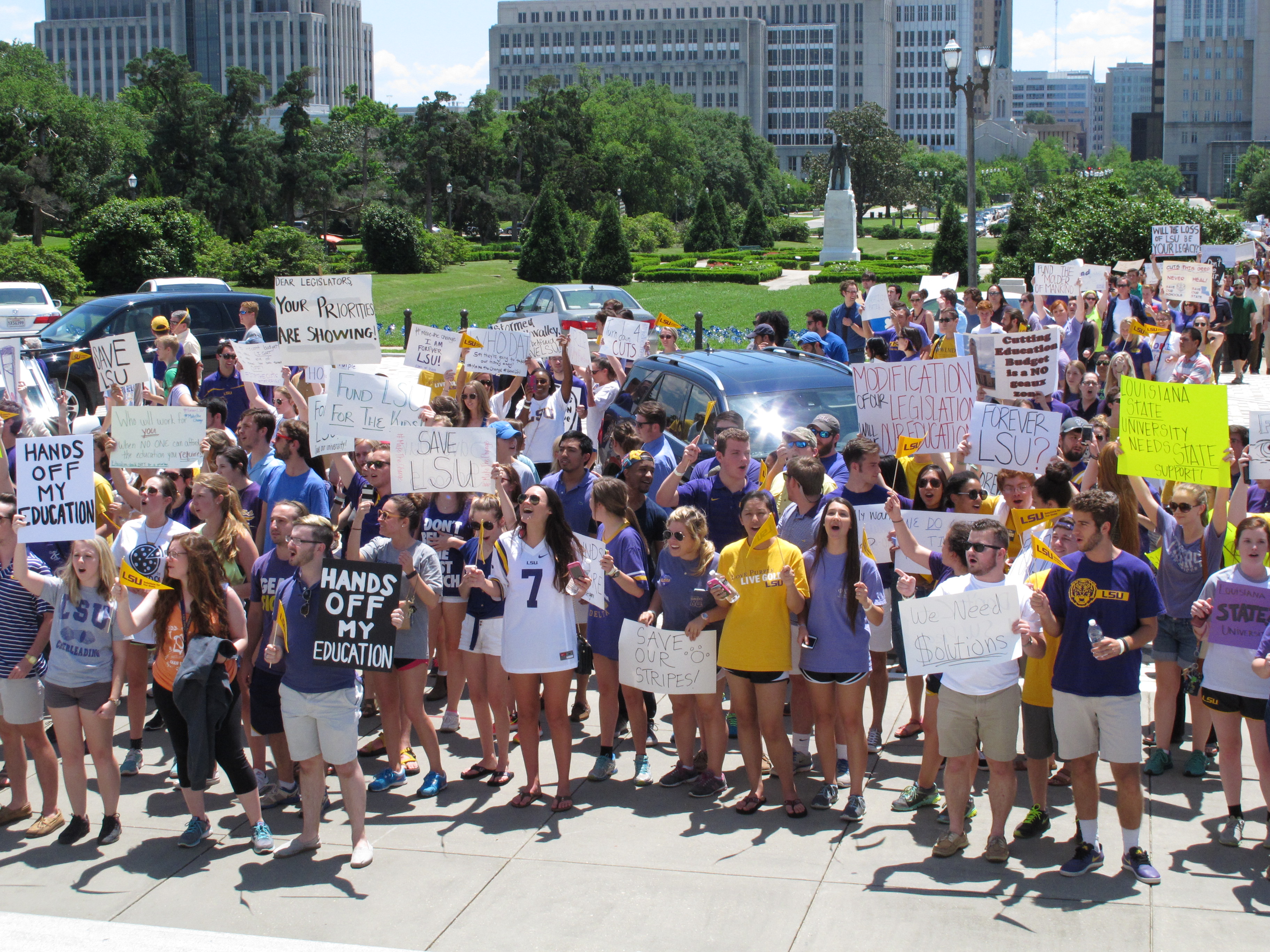 LSU students march in protest of possible deep college cuts