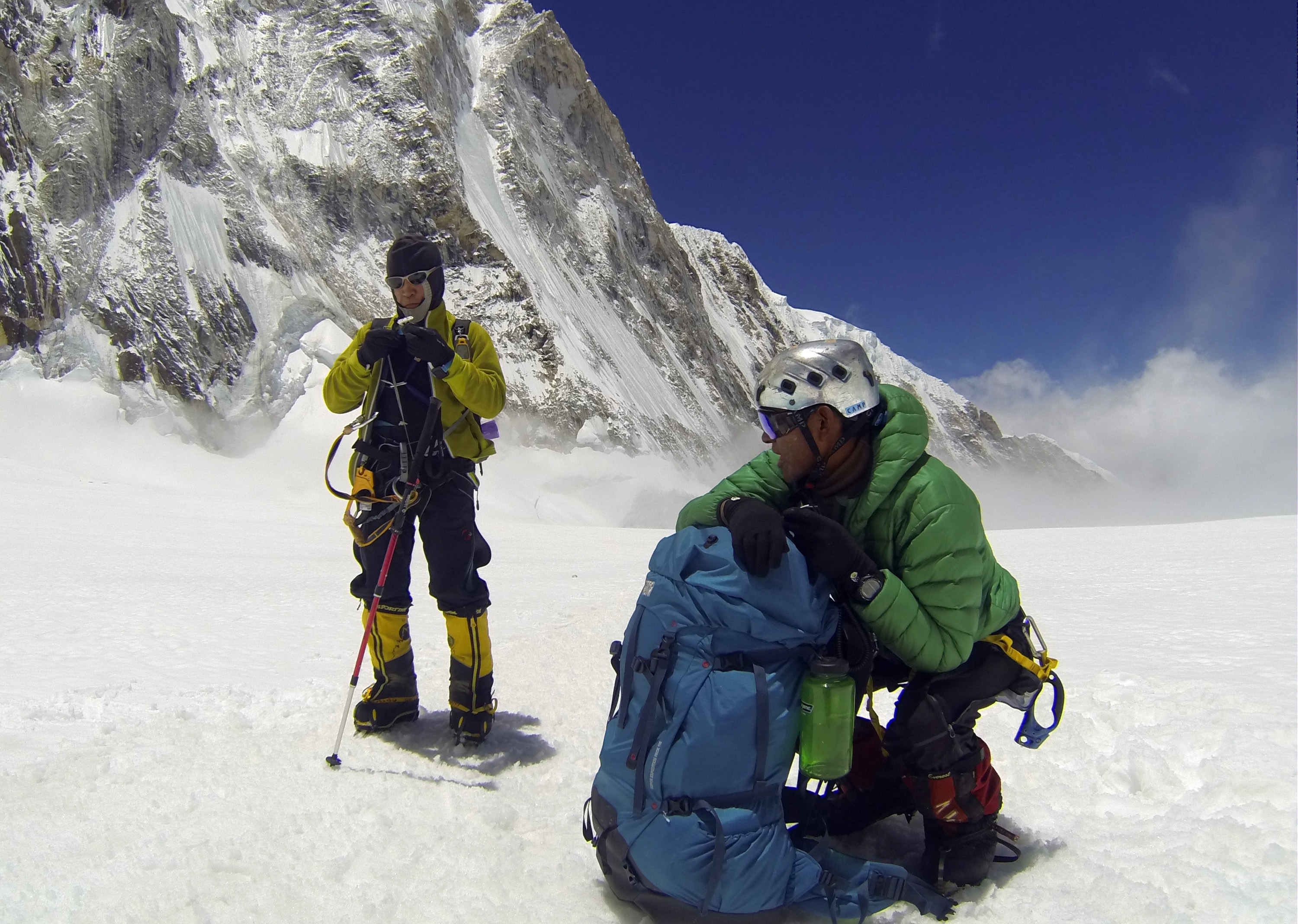 Sherpas face uncertain future following Everest avalanche