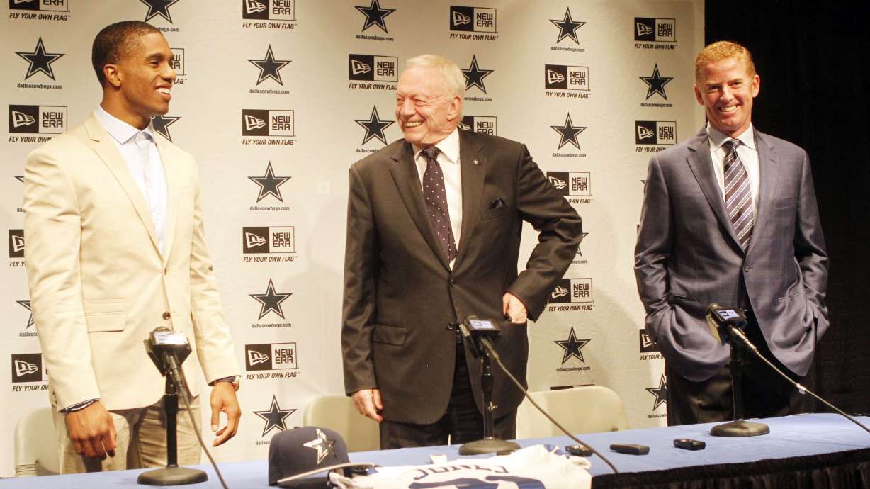 Running back issue lingers for Cowboys on final day of draft
