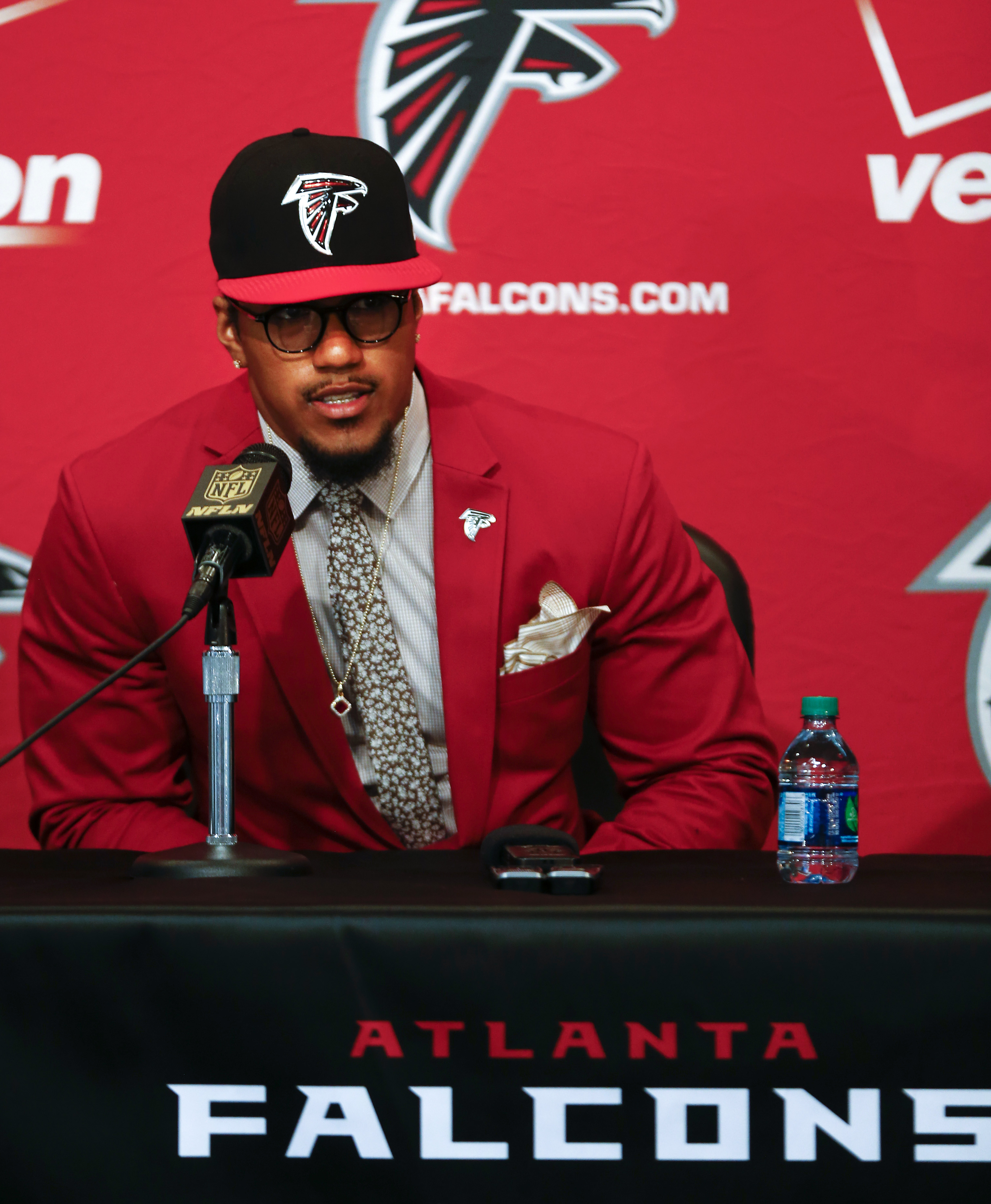 Coach Quinn believes 1st NFL draft with Falcons a success