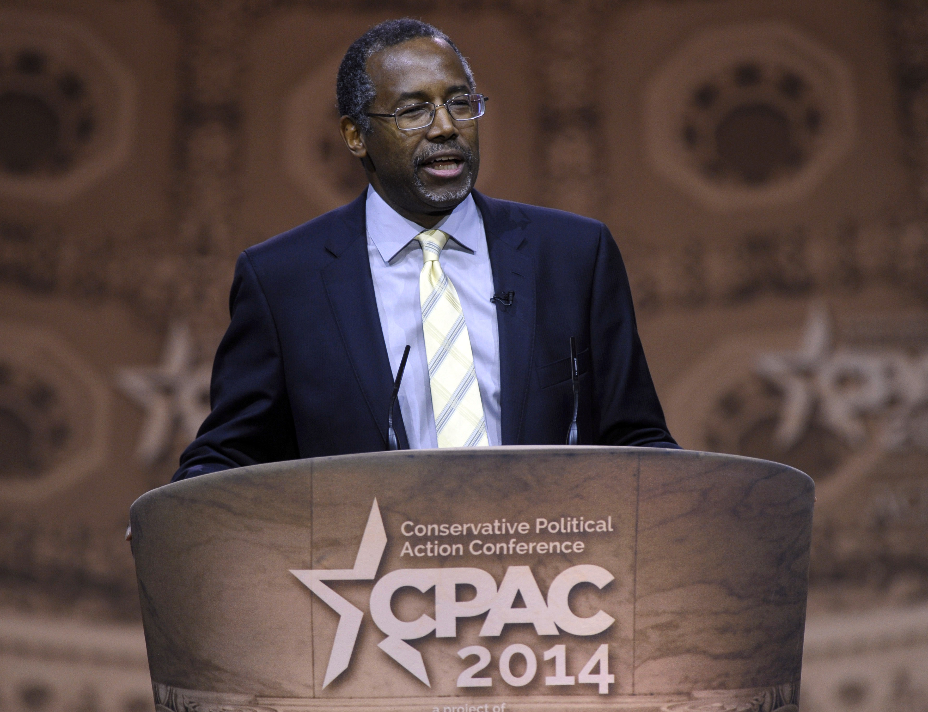 Famed neurosurgeon Ben Carson announces White House campaign
