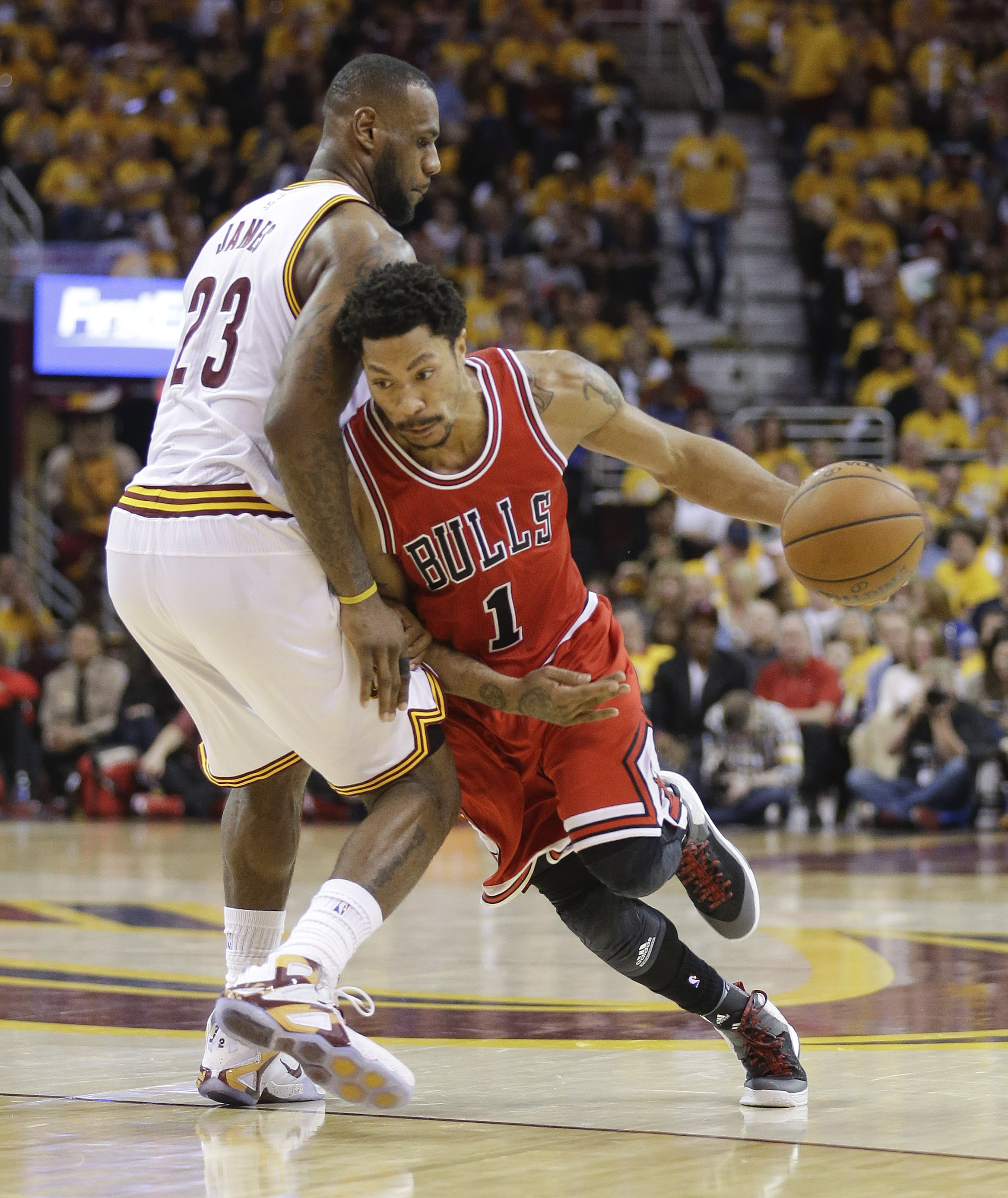 Bulls' Derrick Rose says shoulder "feels good" for Game 2