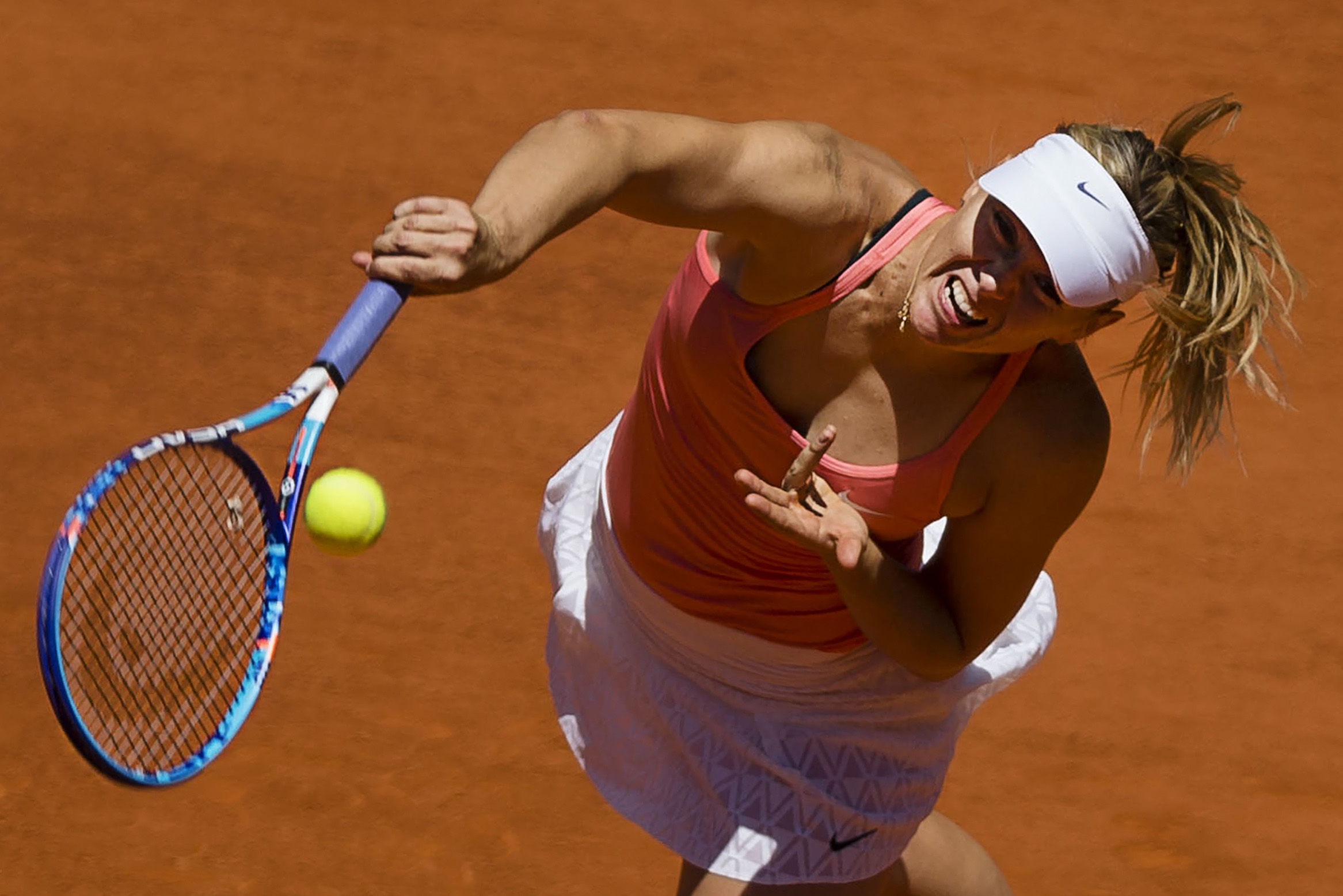 Serena beats Azarenka to reach Madrid quarters, Nadal wins