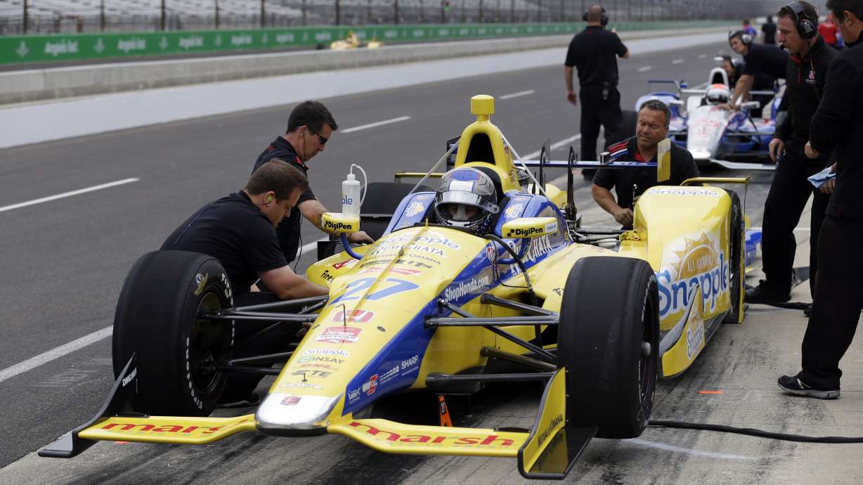 Race organizers shake up May schedule in Indianapolis