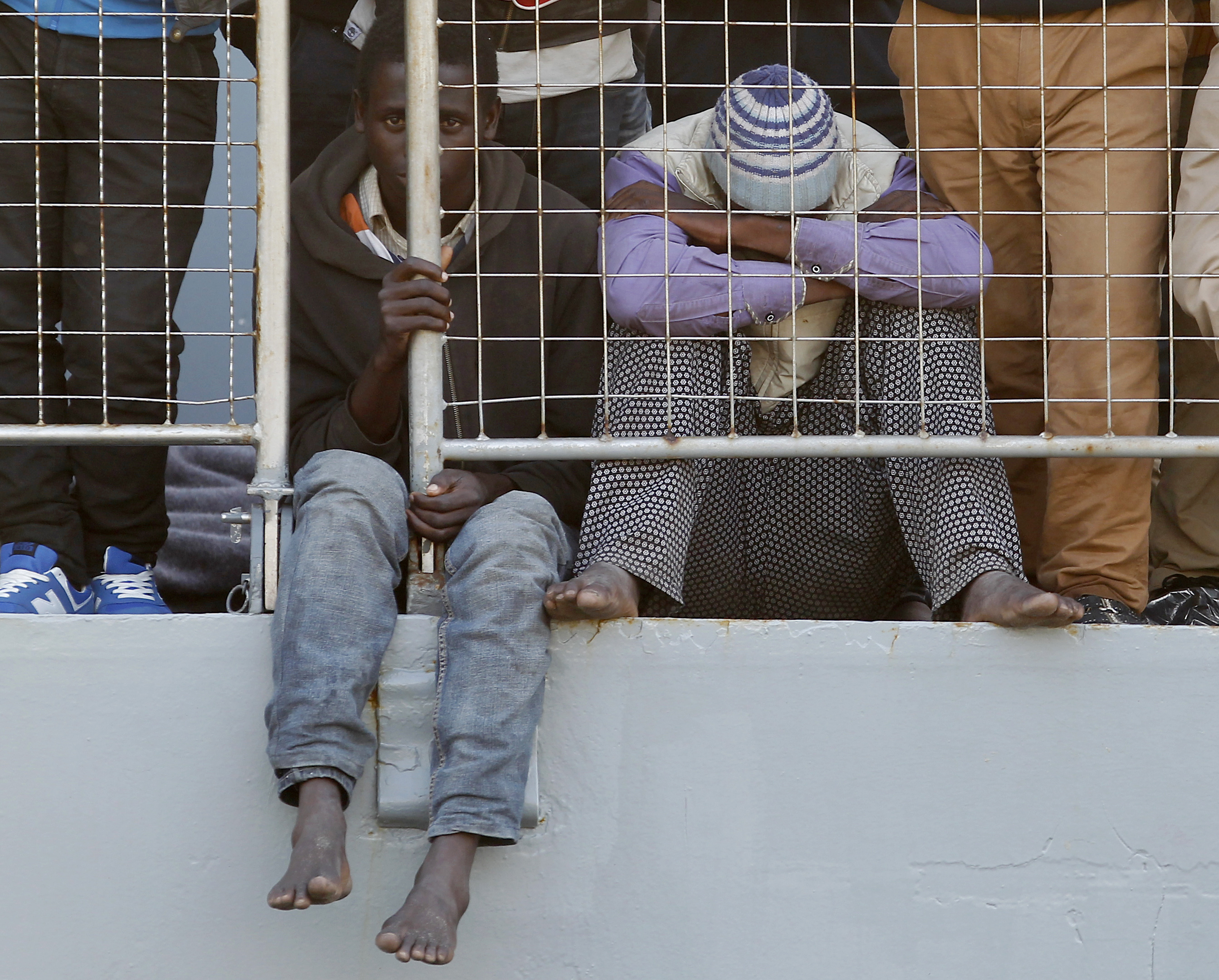 EU refugee quota scheme unravels amid national opposition