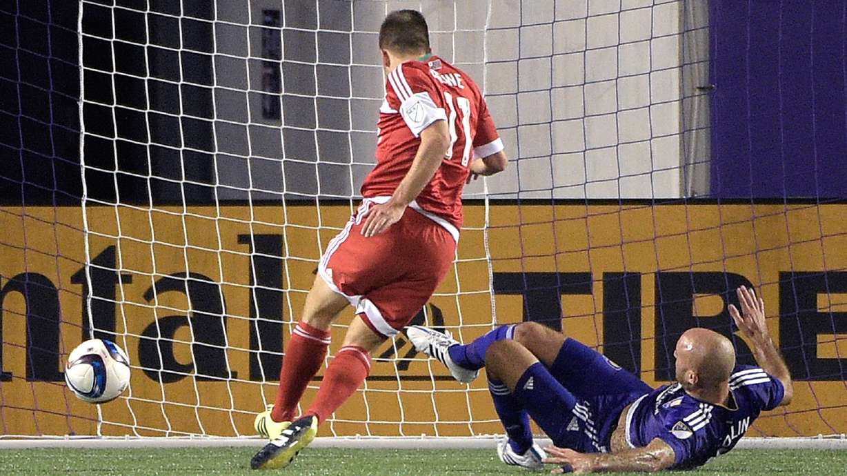 Collin's header helps Orlando City tie New England 2-2