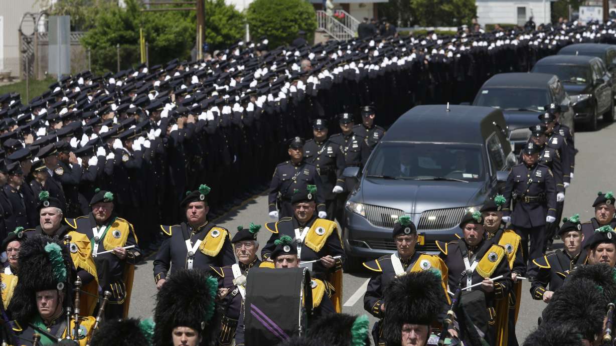 No NYPD uniform, but big role for plainclothes cops