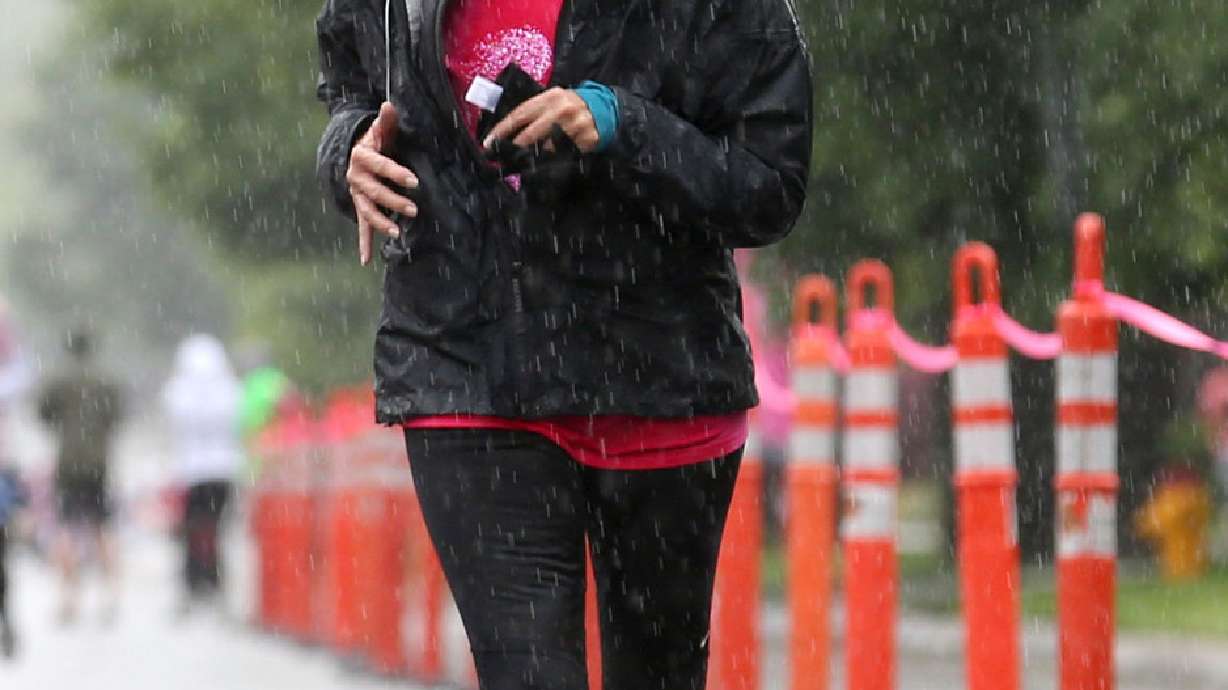 5Ks have become so popular a family in Roy is using them to give back to community that helped them.