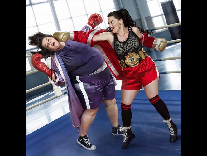 Mujer se saca fotos del antes y después luego de perder 150 libras de una forma inusual