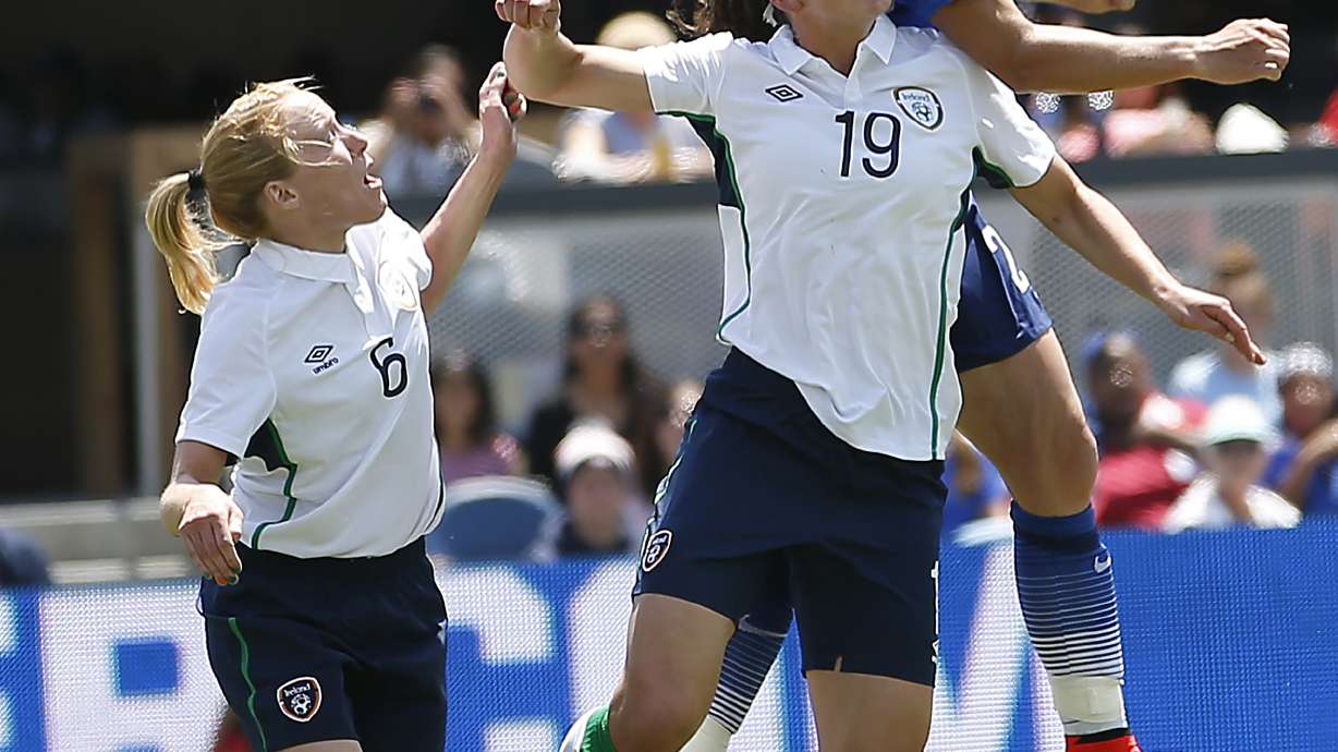 Wambach scores twice in 3-0 US win over Ireland