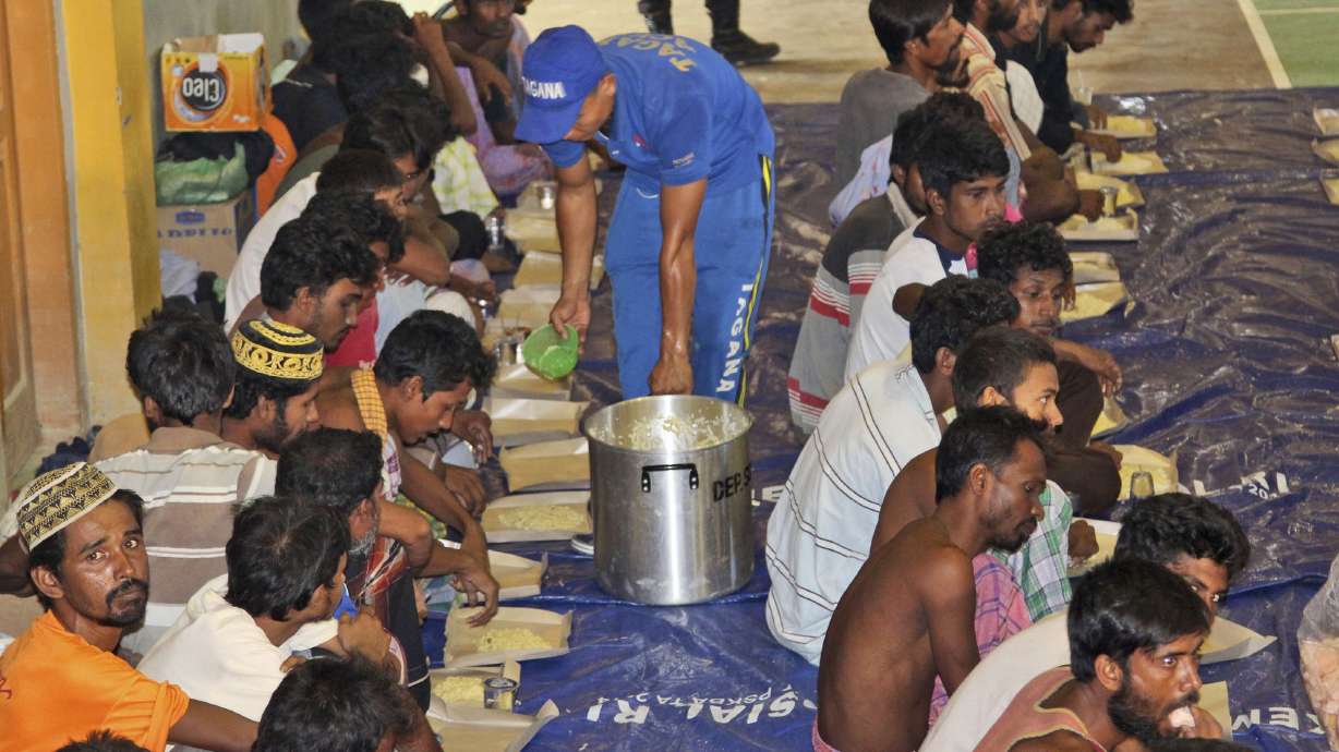 Up to 6,000 Rohingya, Bangladeshi migrants stranded at sea
