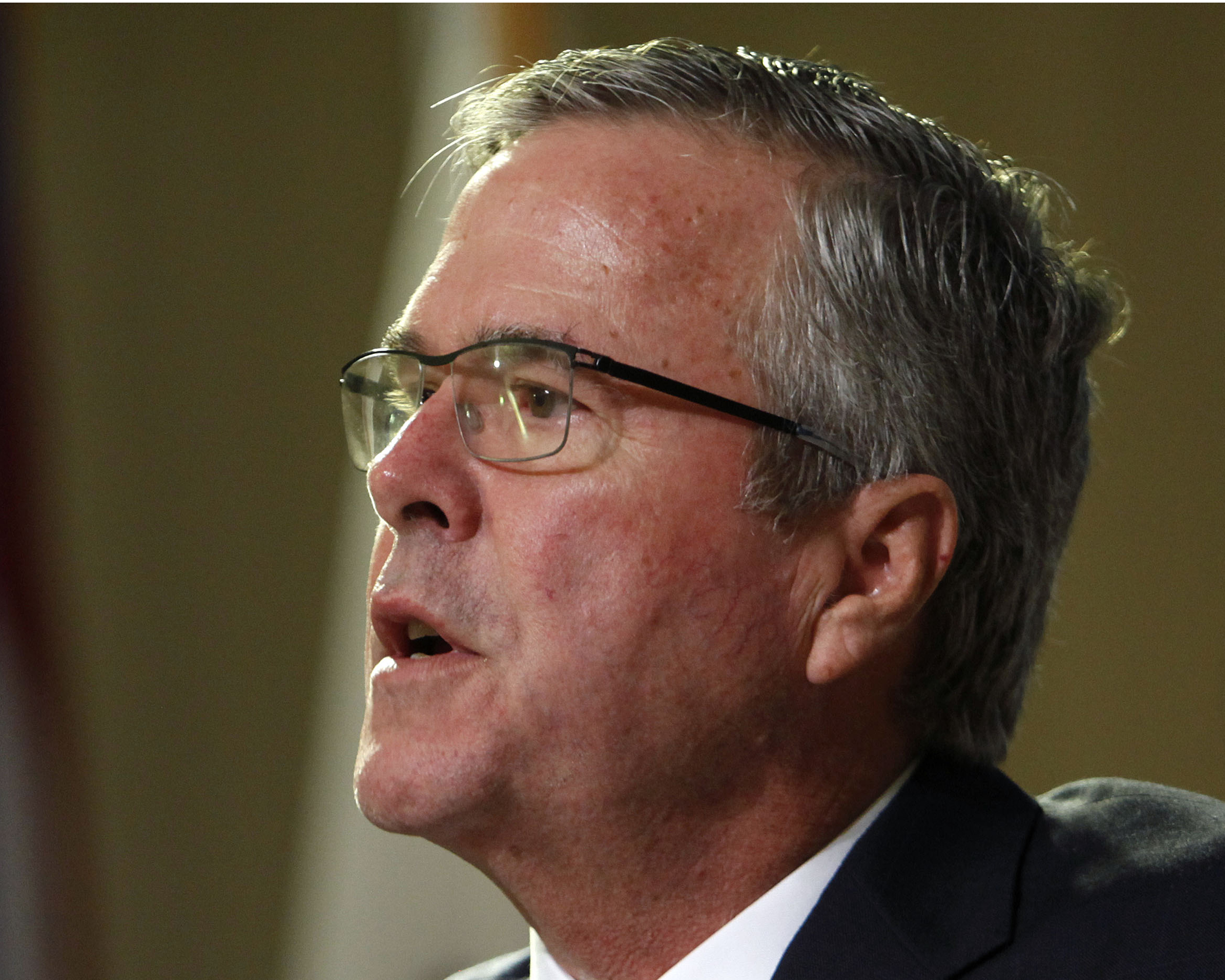 Jeb Bush to skip GOP Iowa straw poll for Georgia event
