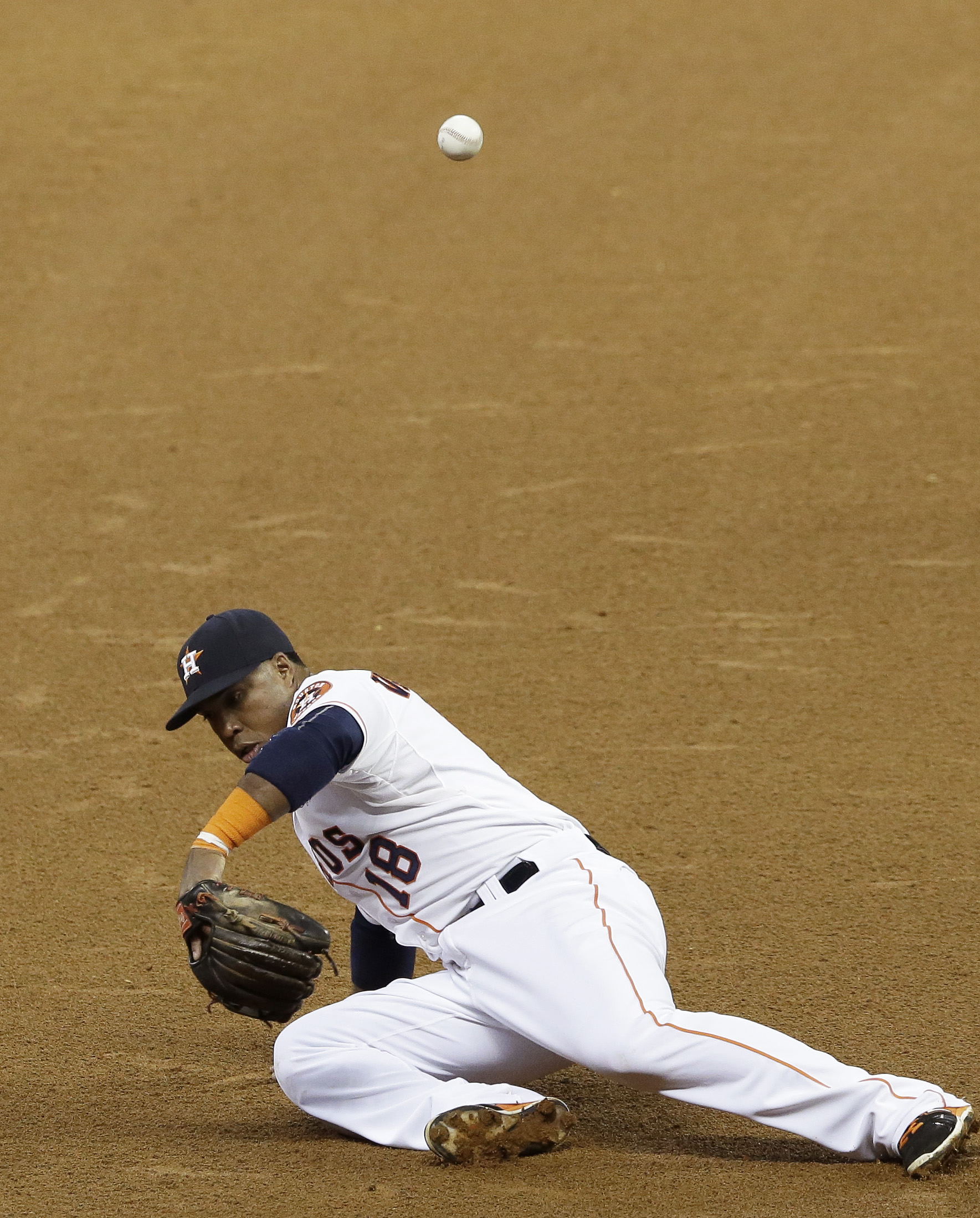 Heston throws 2-hitter, Giants beat Astros 8-1