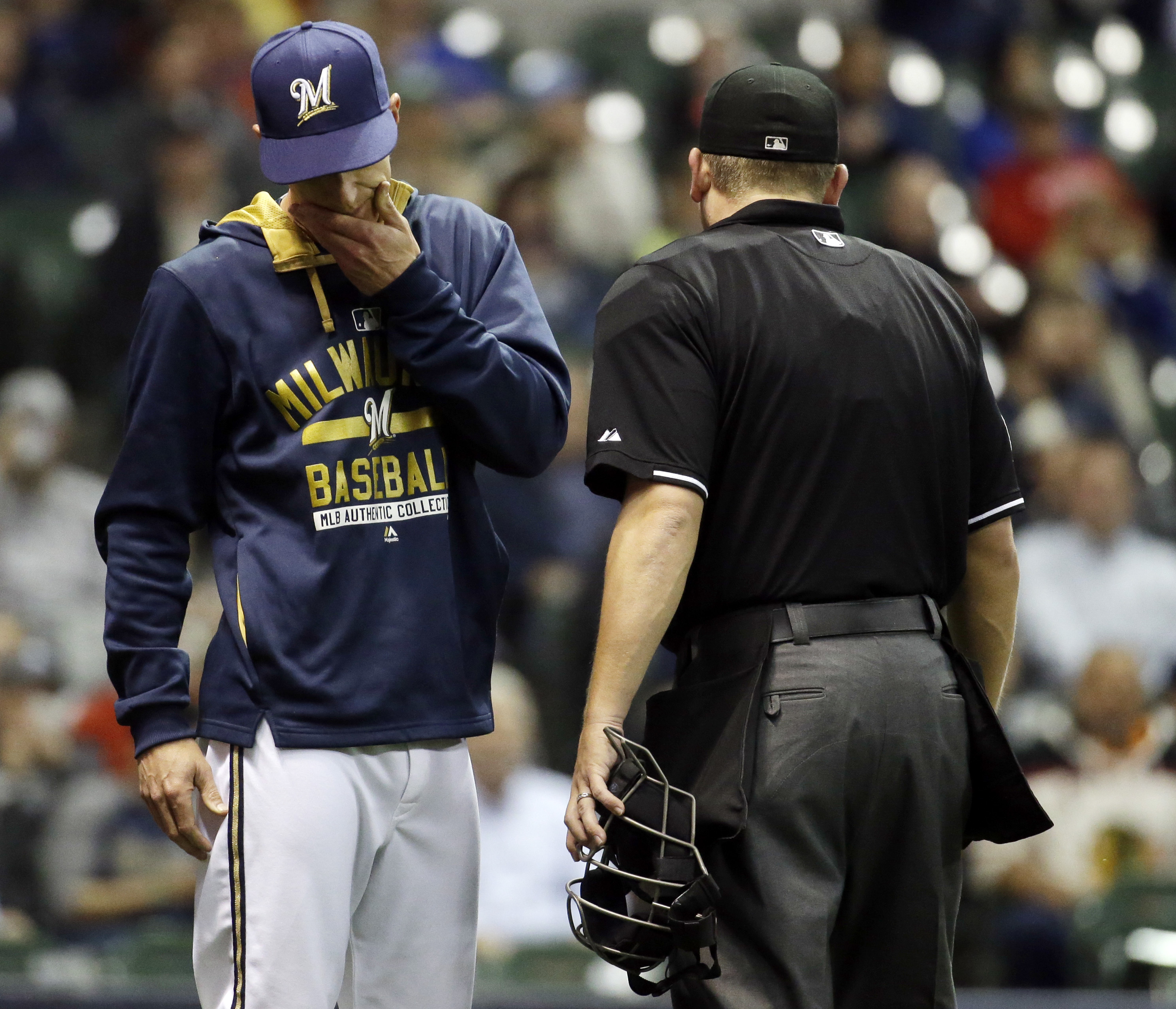 Sale strikes out 11, White Sox snap skid