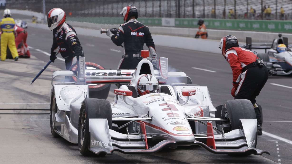 IndyCar penalizes Castroneves 8 points after Indy GP wreck