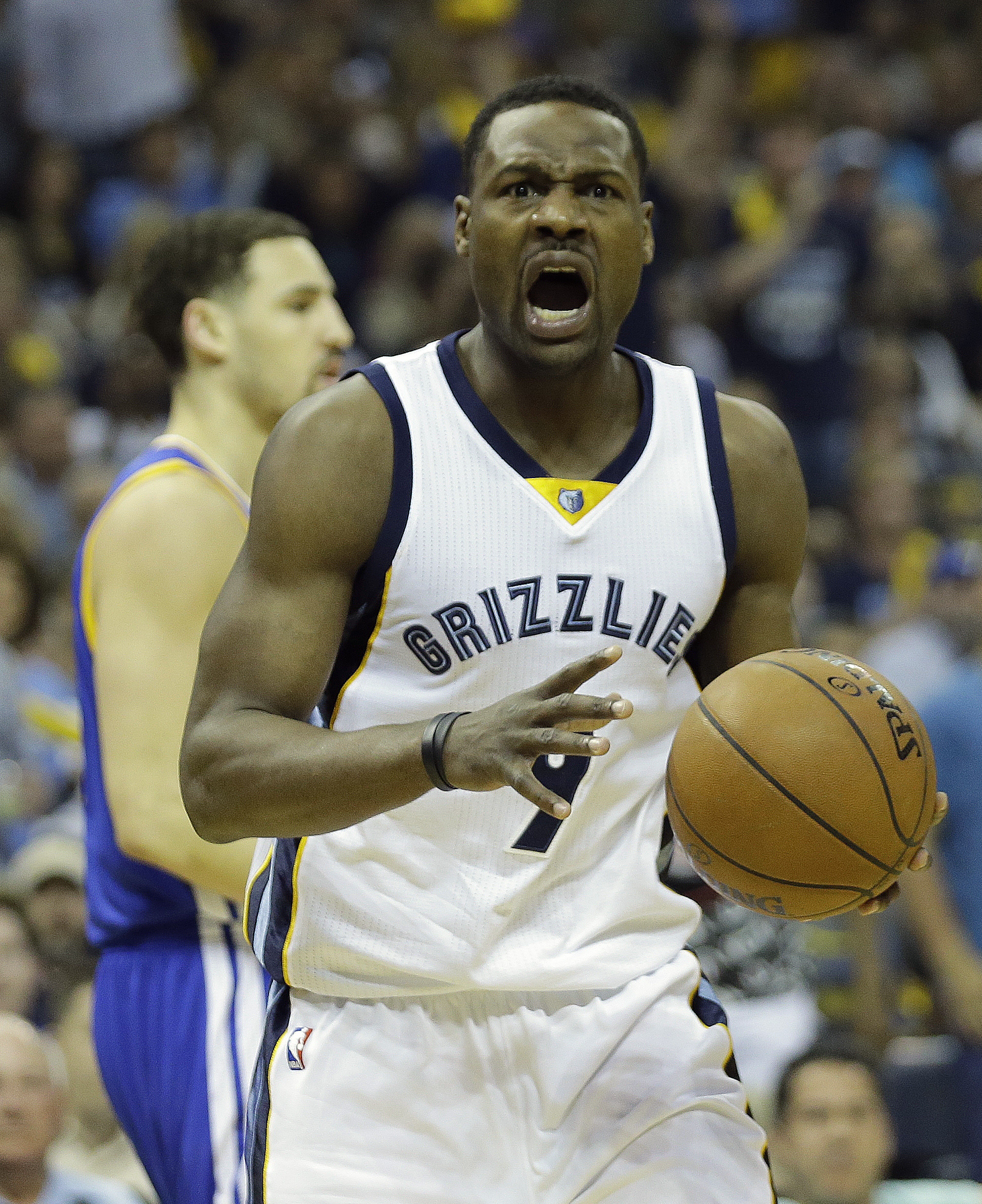 Allen's absence felt in Grizzlies Game 5 loss to Warriors