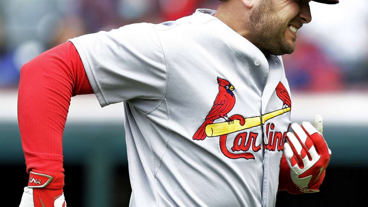 Holliday talks way into Cardinals lineup, Jay goes on DL
