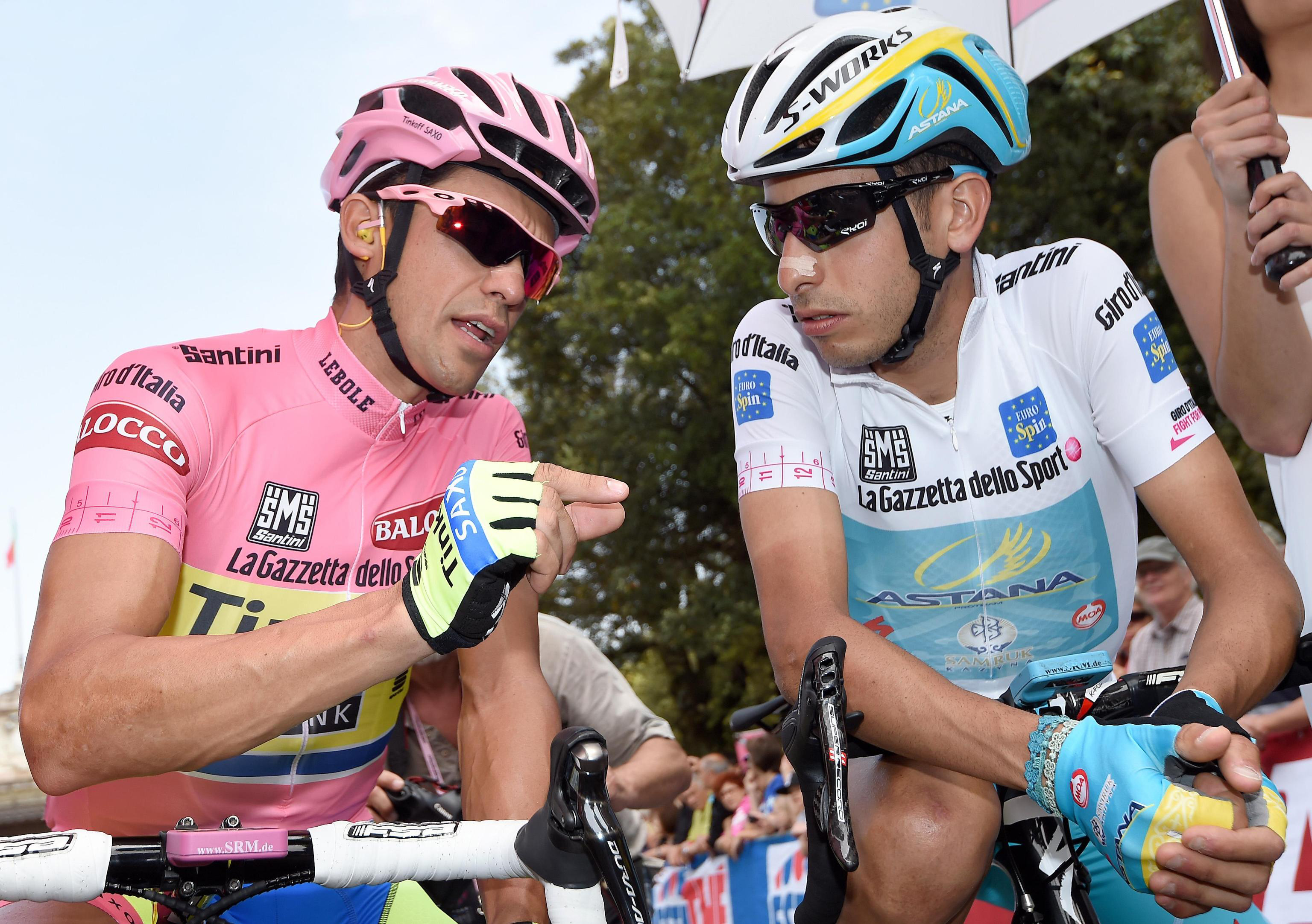Giro leader Contador dislocates shoulder in stage 6 crash