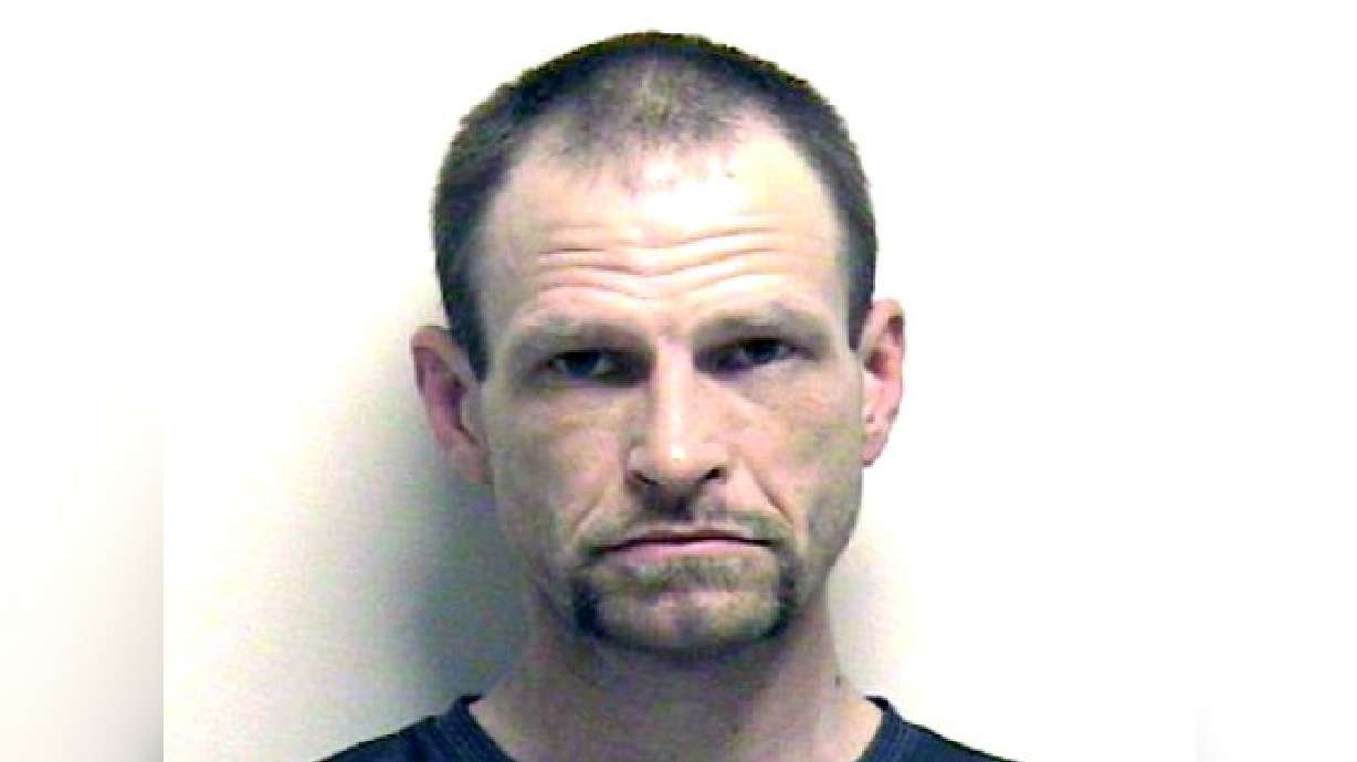 Dos hombres son arrestados tras el secuestro de dos mujeres a punta de pistola en UT