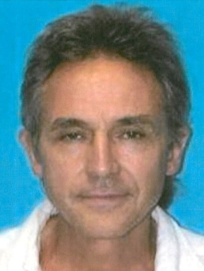 Man who smuggled oil into US in wine bottles gets probation