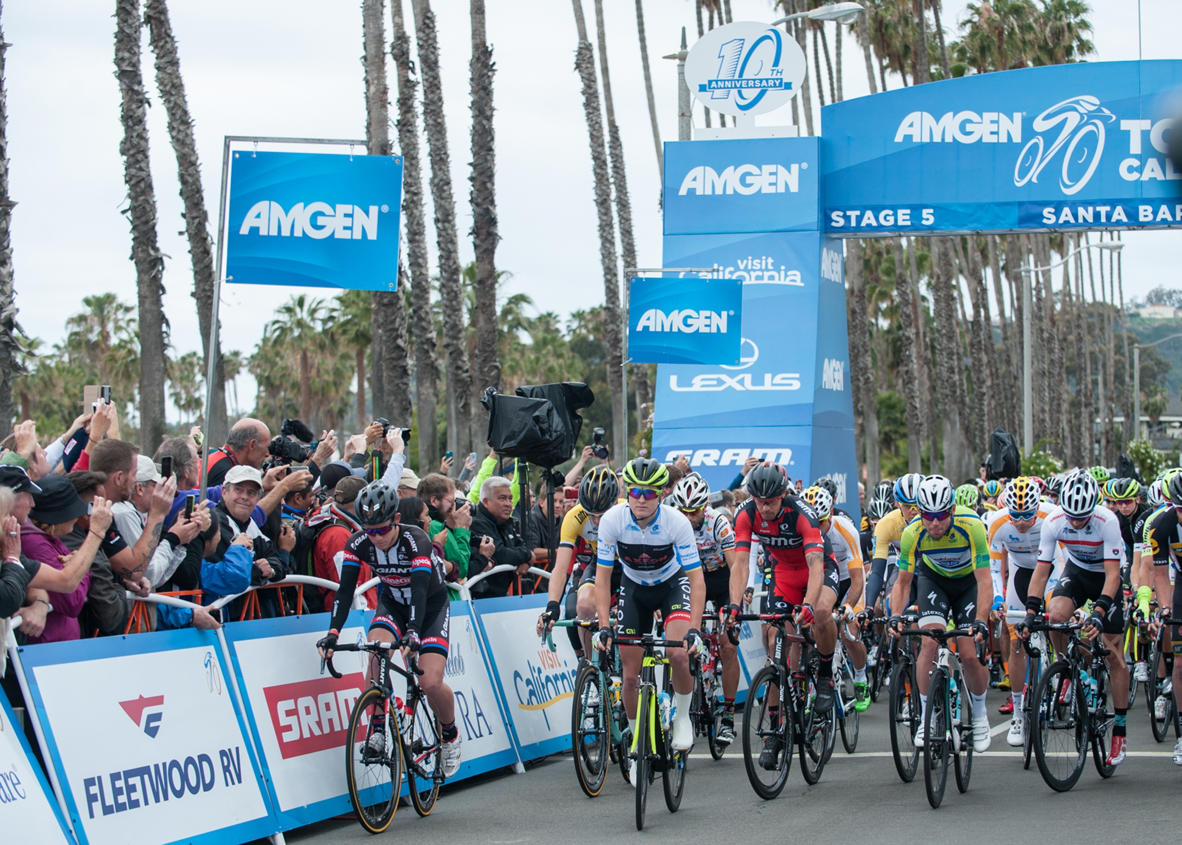 Cavendish races to 3rd Tour of California stage victory